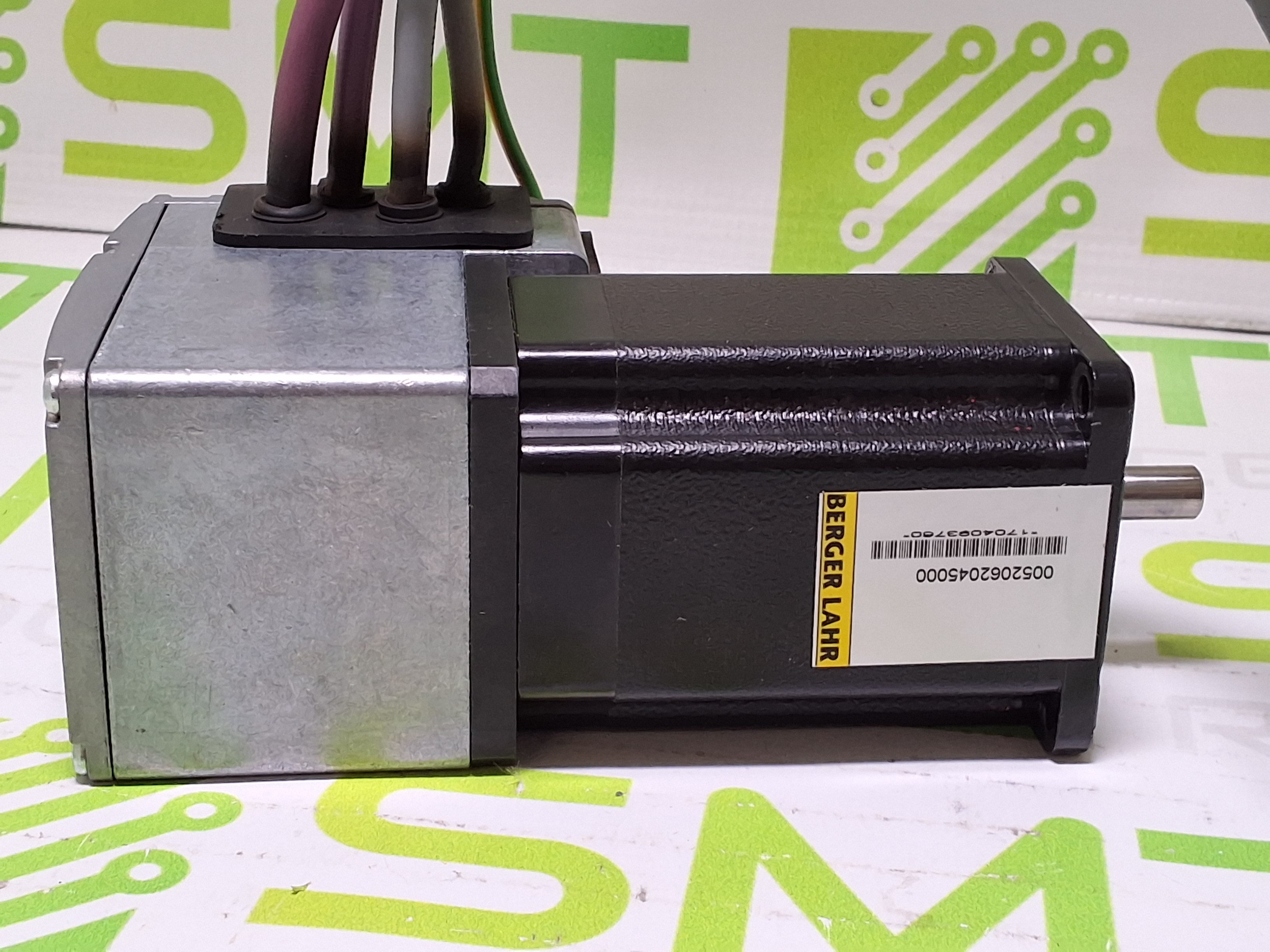 Used BERGER LAHR IFS63/2CAN-DS/---B54/O-001RPP41 SERVO MOTOR 3,5A