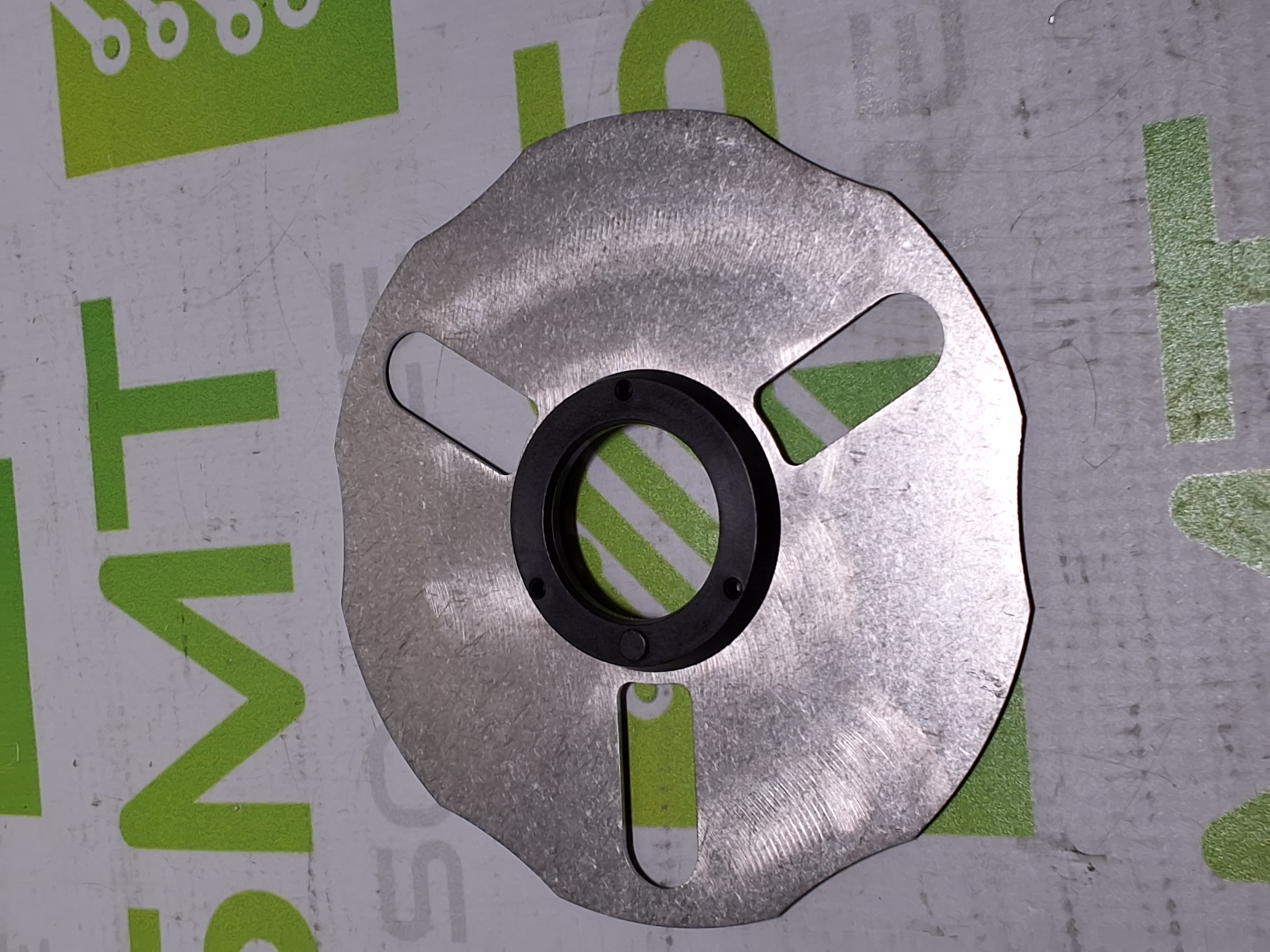 Used UNIVERSAL INSTRUMENTS 551A-S16 12mm TAKE-UP HUB, OUTER - LOT OF 2