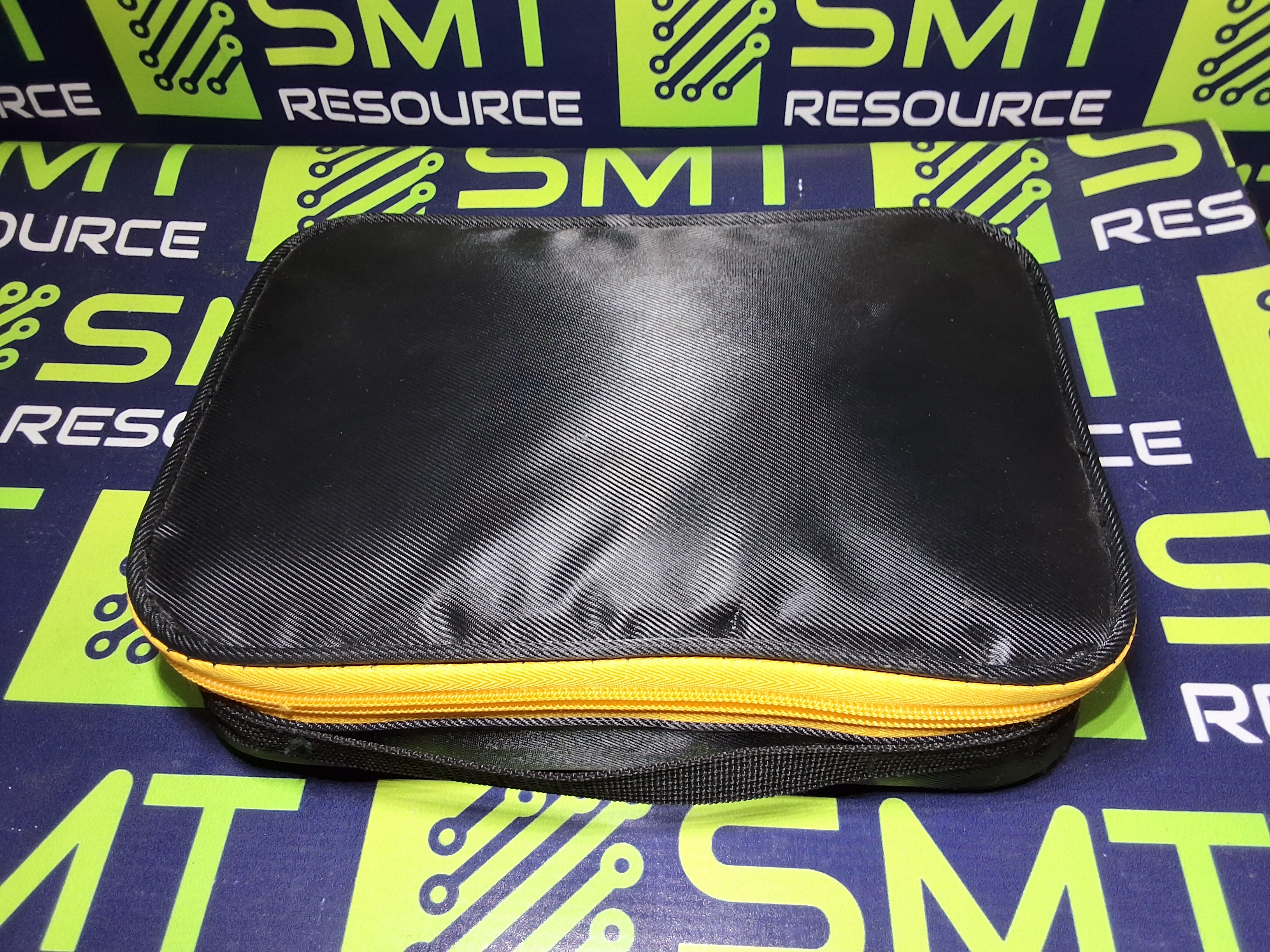 Used V&A PORTABLE MULTI-FUNCTION VA520 LCR METER 