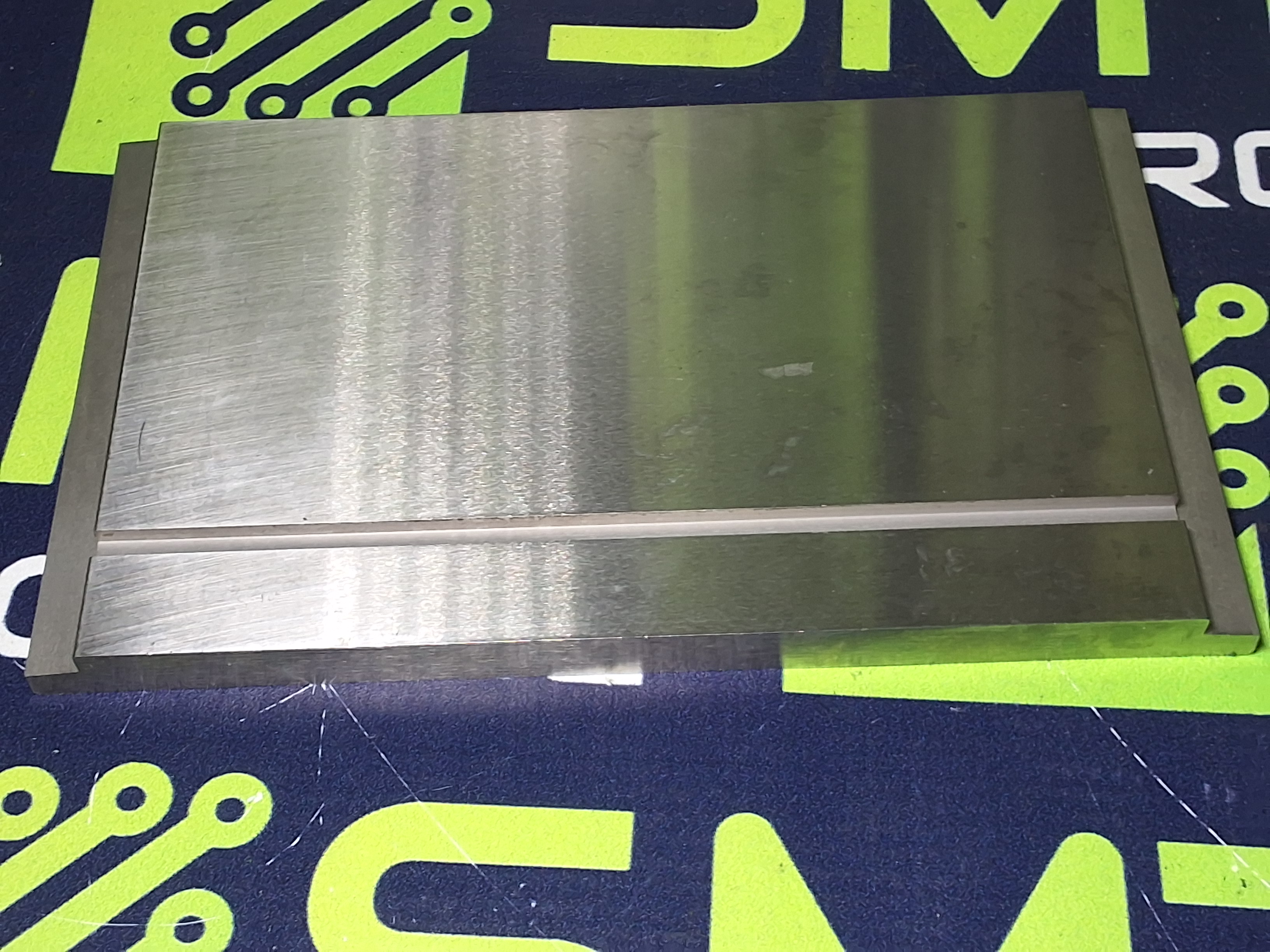 Used UNIVERSAL INSTRUMENTS 47832503 DEPTH .0015 CALIBRATION PLATE