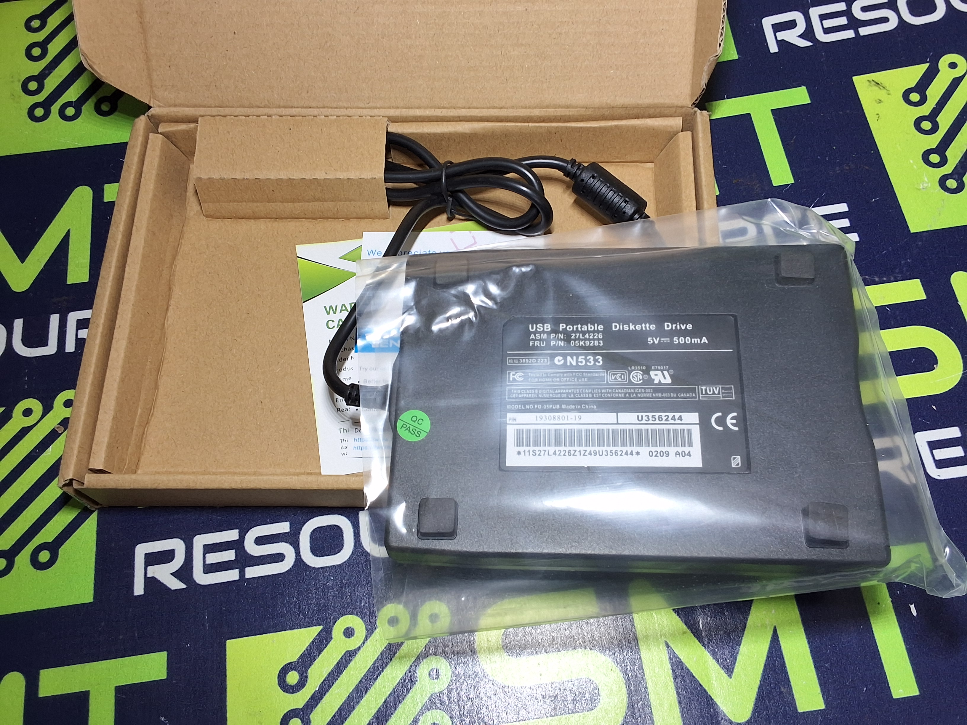 TENDAK 19308801-19 USB PORTABLE DISKETTE DRIVE - BRAND NEW