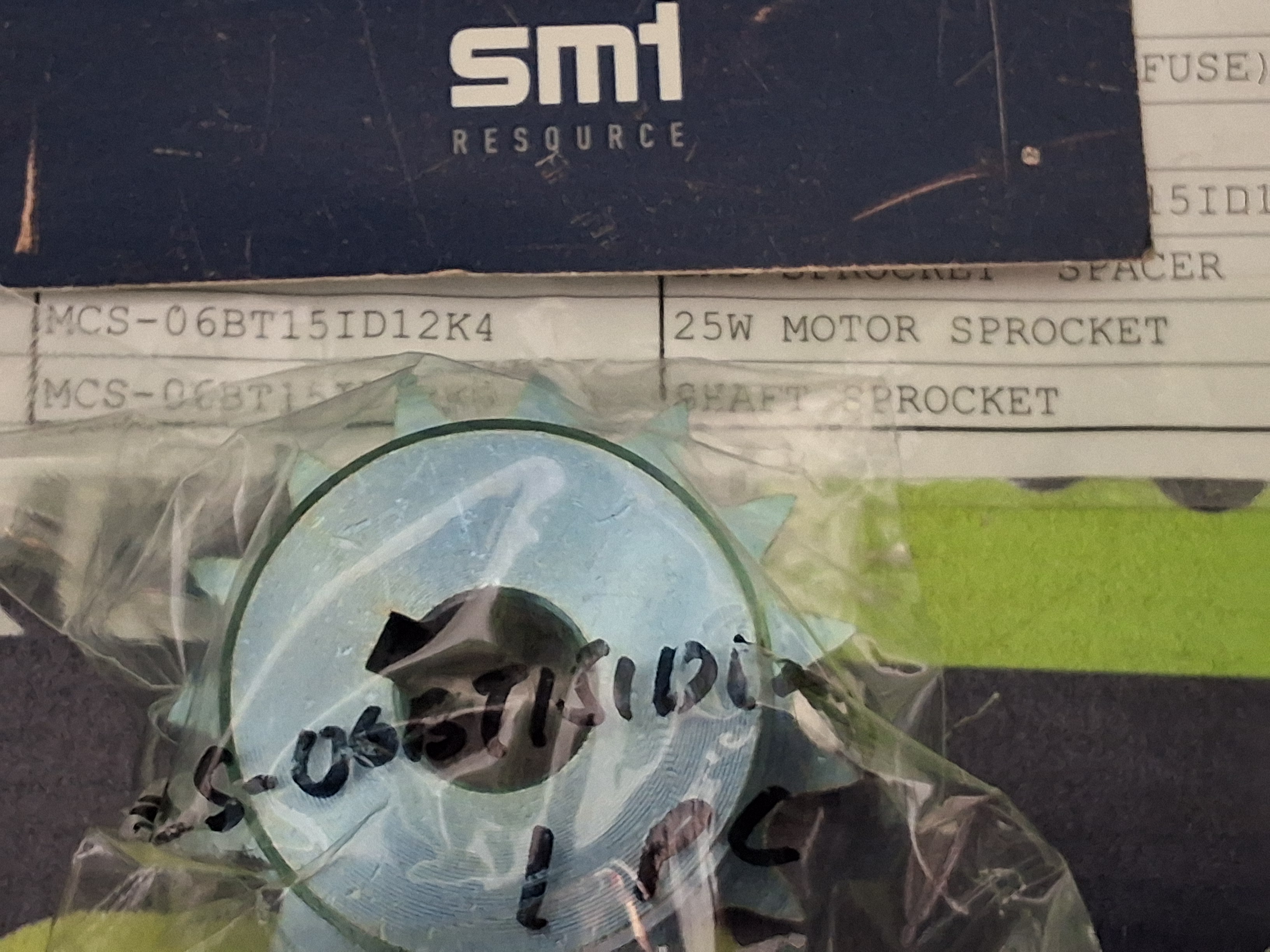 MCS-06BT15ID12K4 25W MOTOR SPROCKET - BRAND NEW