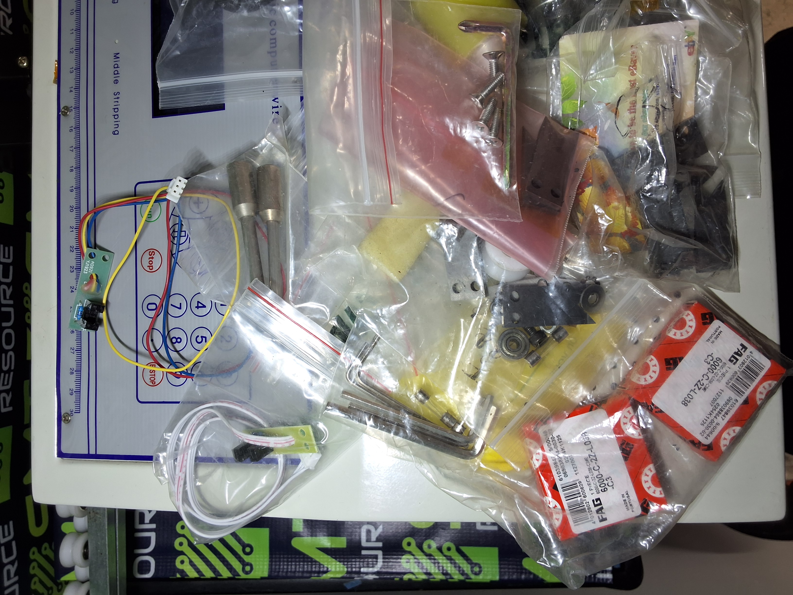 Used MODEL FULL AUTOMATIC COMPUTER WIRE STRIPPER WITH PARTS & ACCESSORIES