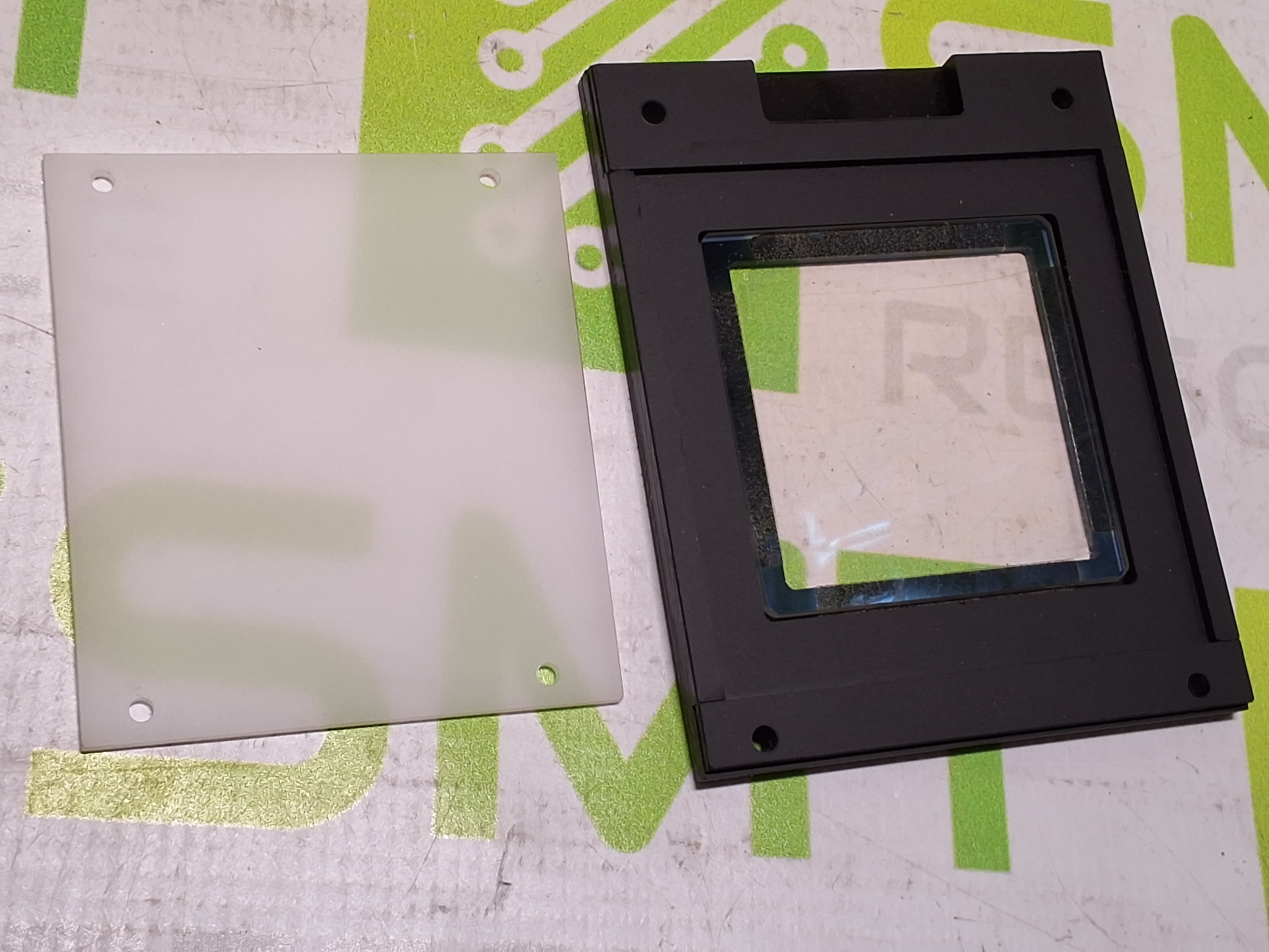 Used JUKI KE-2020E LIGHT 2/3/4/5 LAMPSHADE ASSEMEBLY E8624729 E8623729 E8625729 E8629729