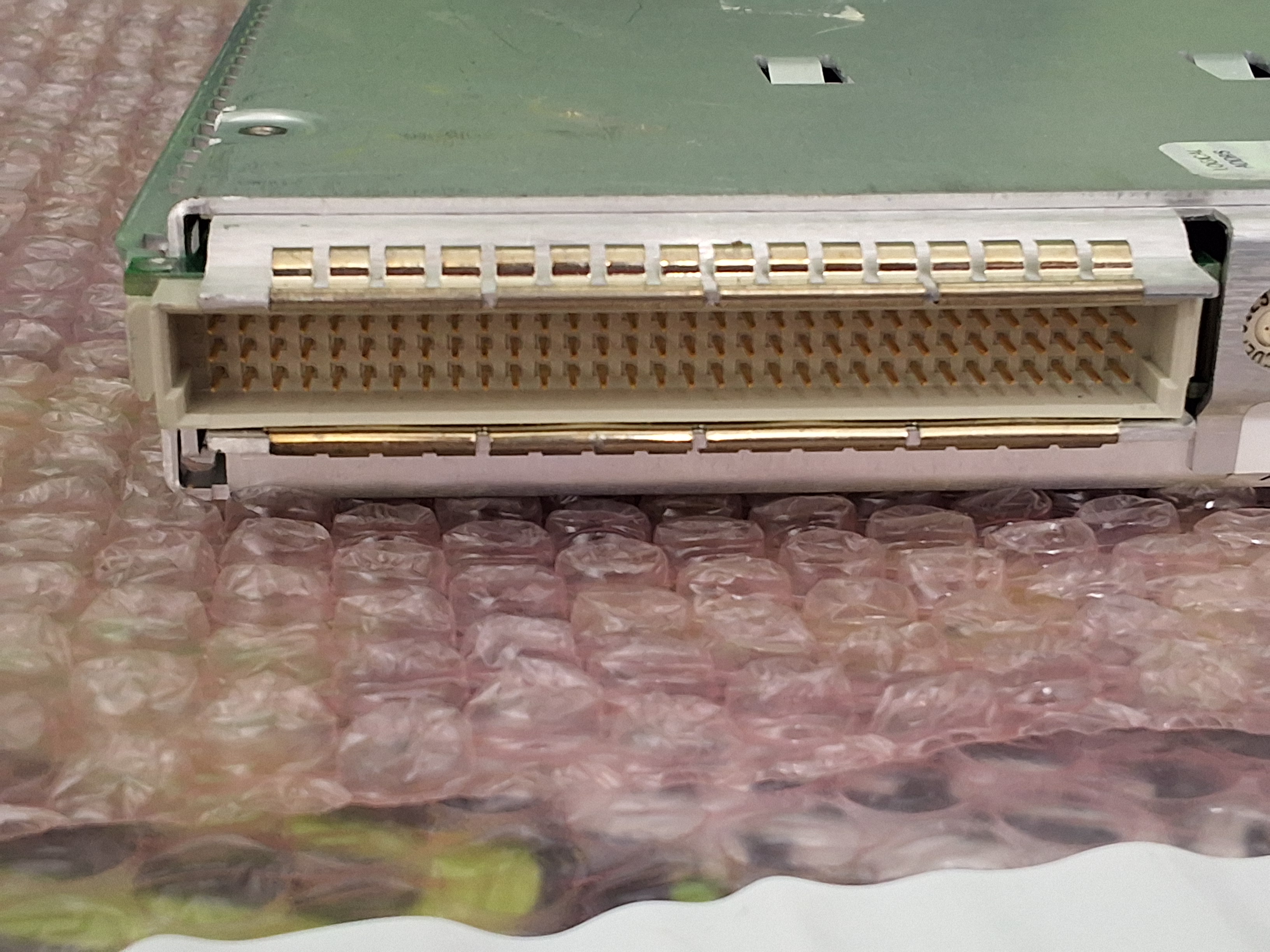 Used TEKTRONIX SUREPATH VX4330 HIGH-DENSITY 120-CHANNEL RELAY MULTIPLEXER & SCANNER MODULE