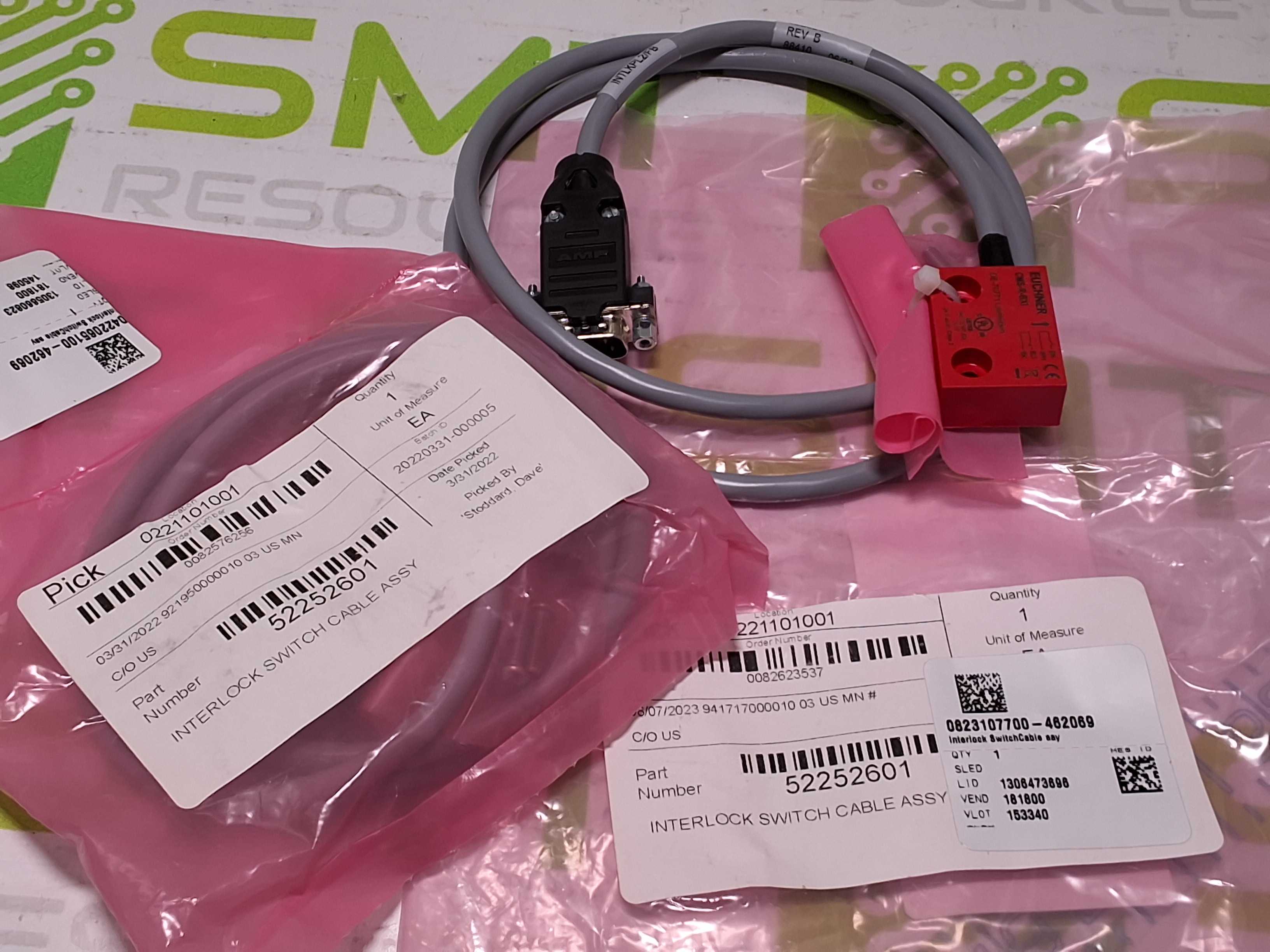 EUCHNER CMS-R-BXI SWITCH - (BRAND NEW)