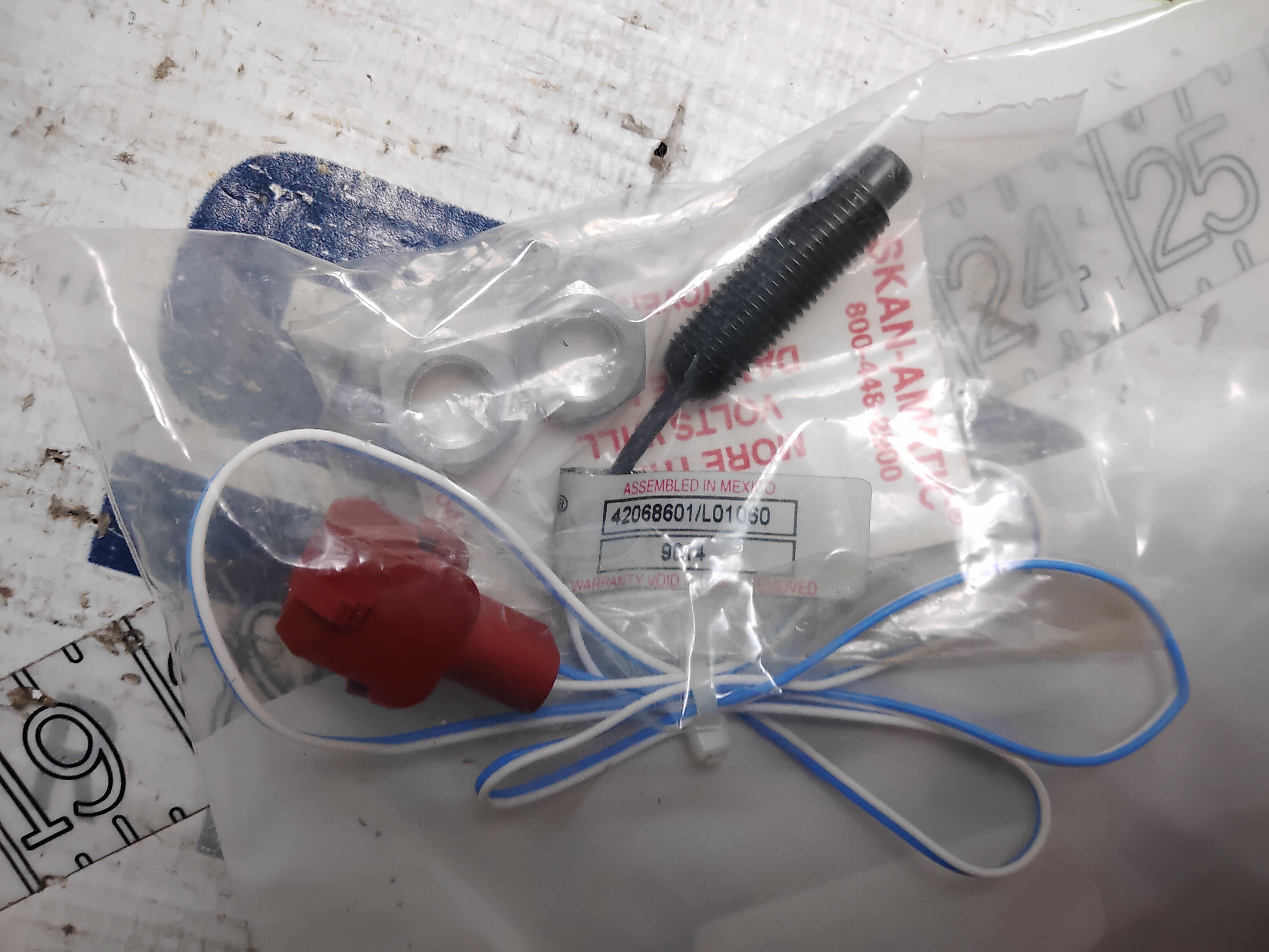 SKAN O MATIC UNIVERSAL INSTRUMENTS L01060 42068601 LIGHT SOURCE