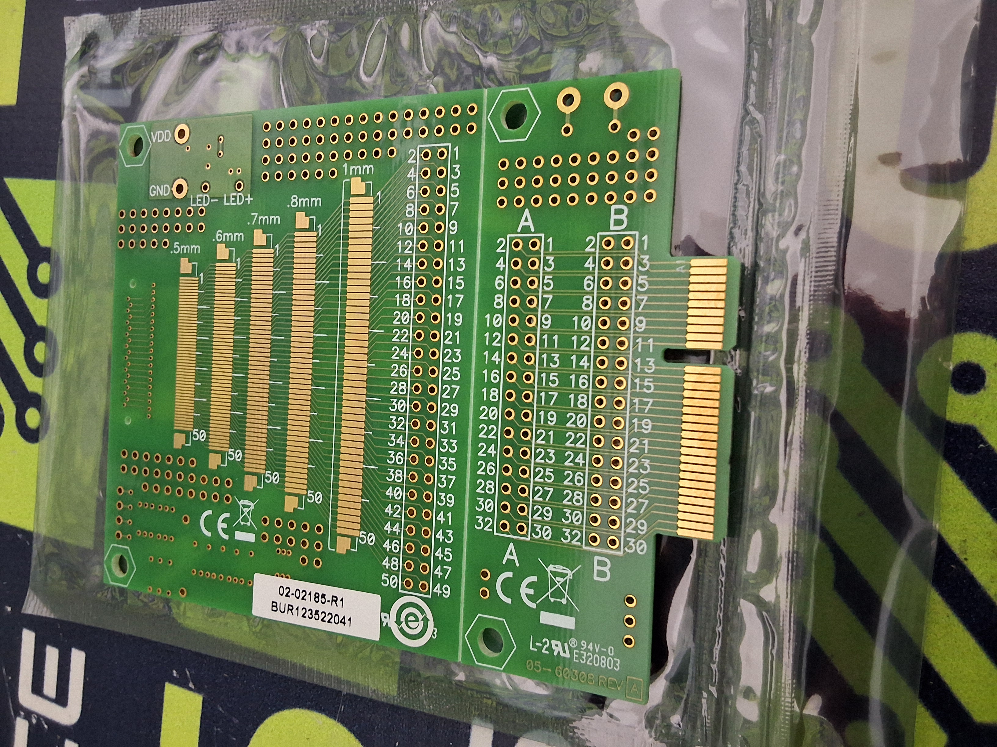 MICROCHIP 02-02185-R1 / BUR123522041 / 05-60308 GRAPHICS DISPLAY PROTOTYPE BOARD - BRAND NEW