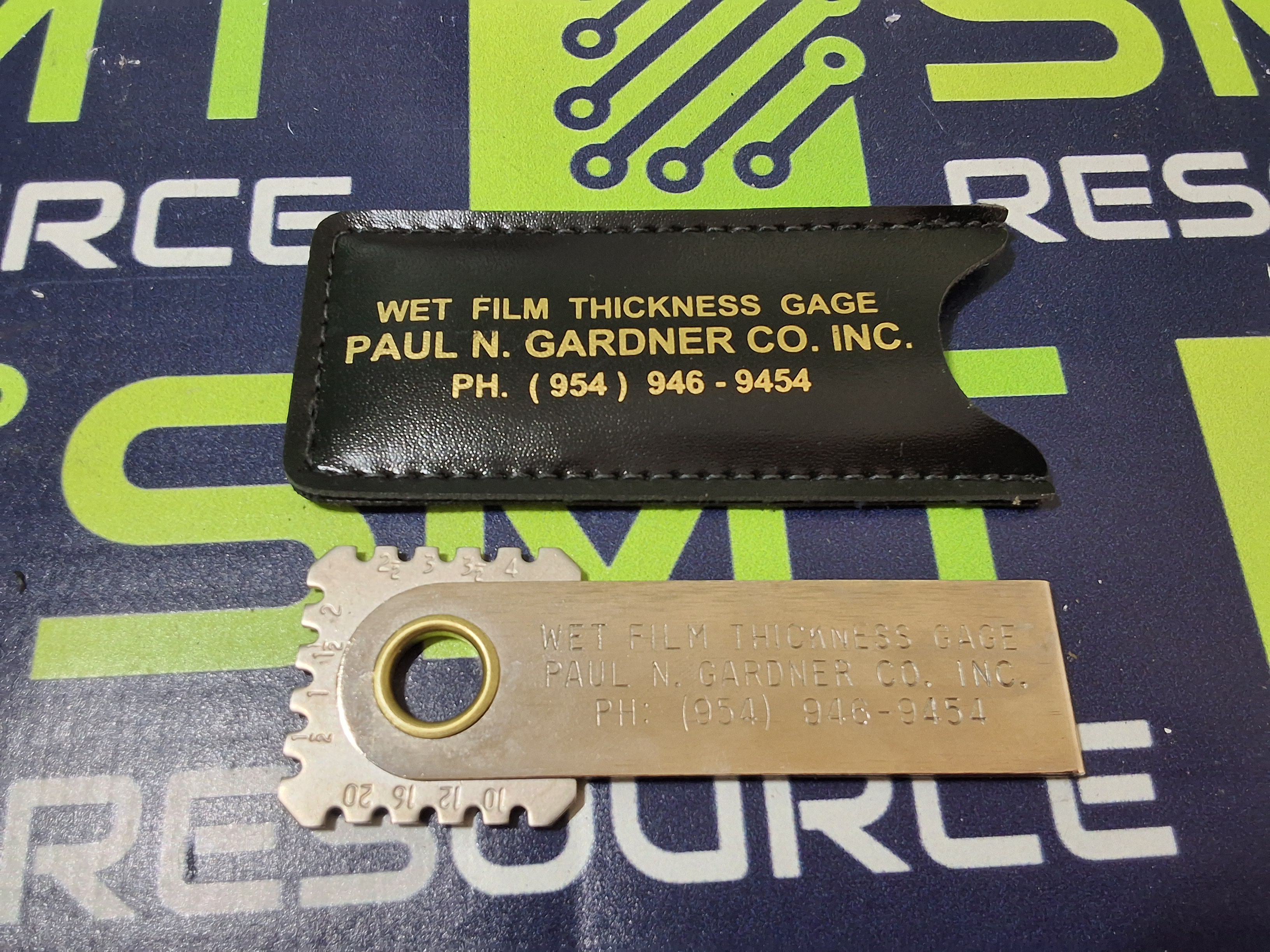 Used PAUL N. GARDNER CO. WET FILM 2-2C MIL GAUGE 46832402