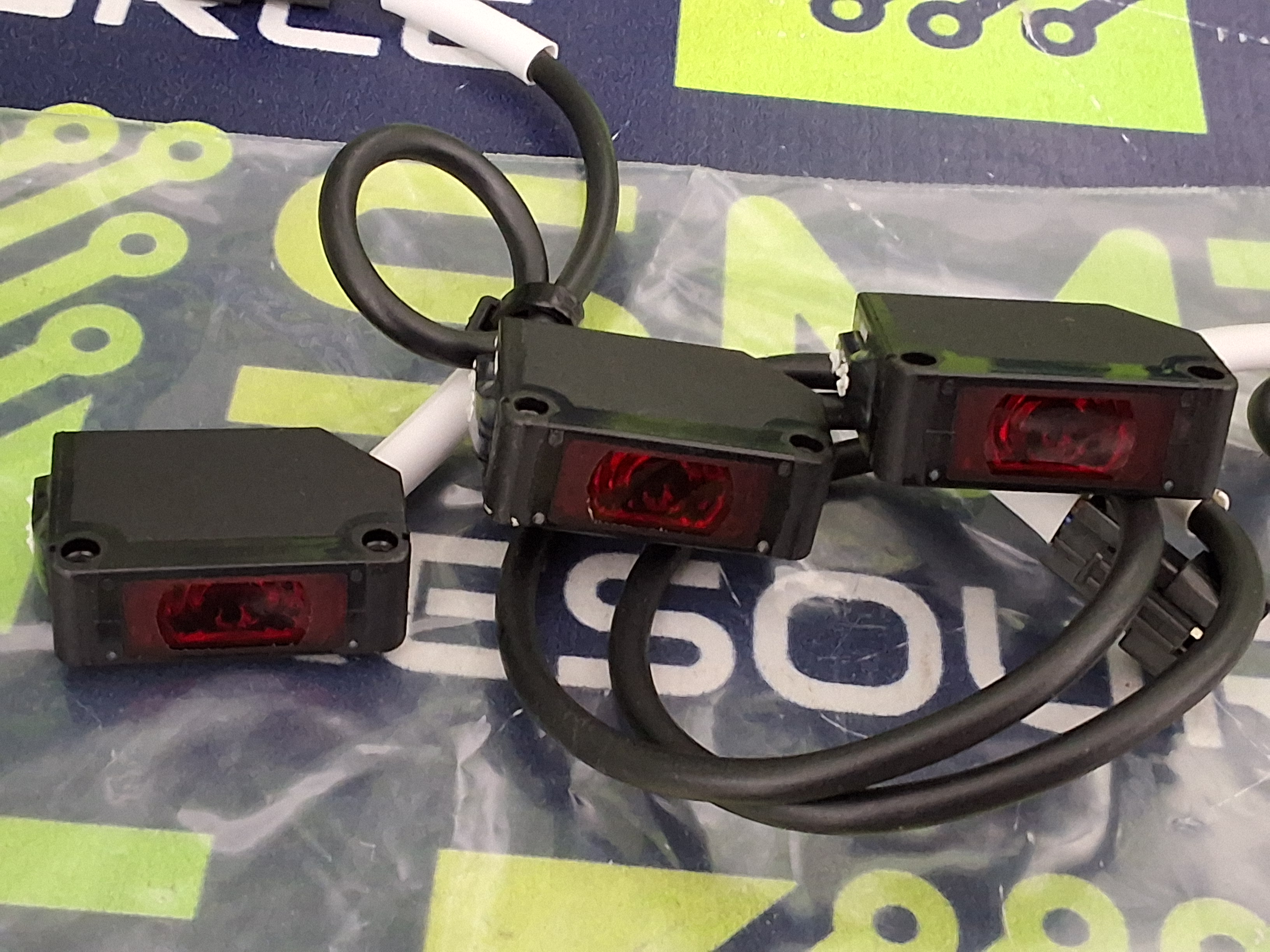 Used PANASONIC CX-411D PHOTOELECTRIC SENSOR - LOT OF 3