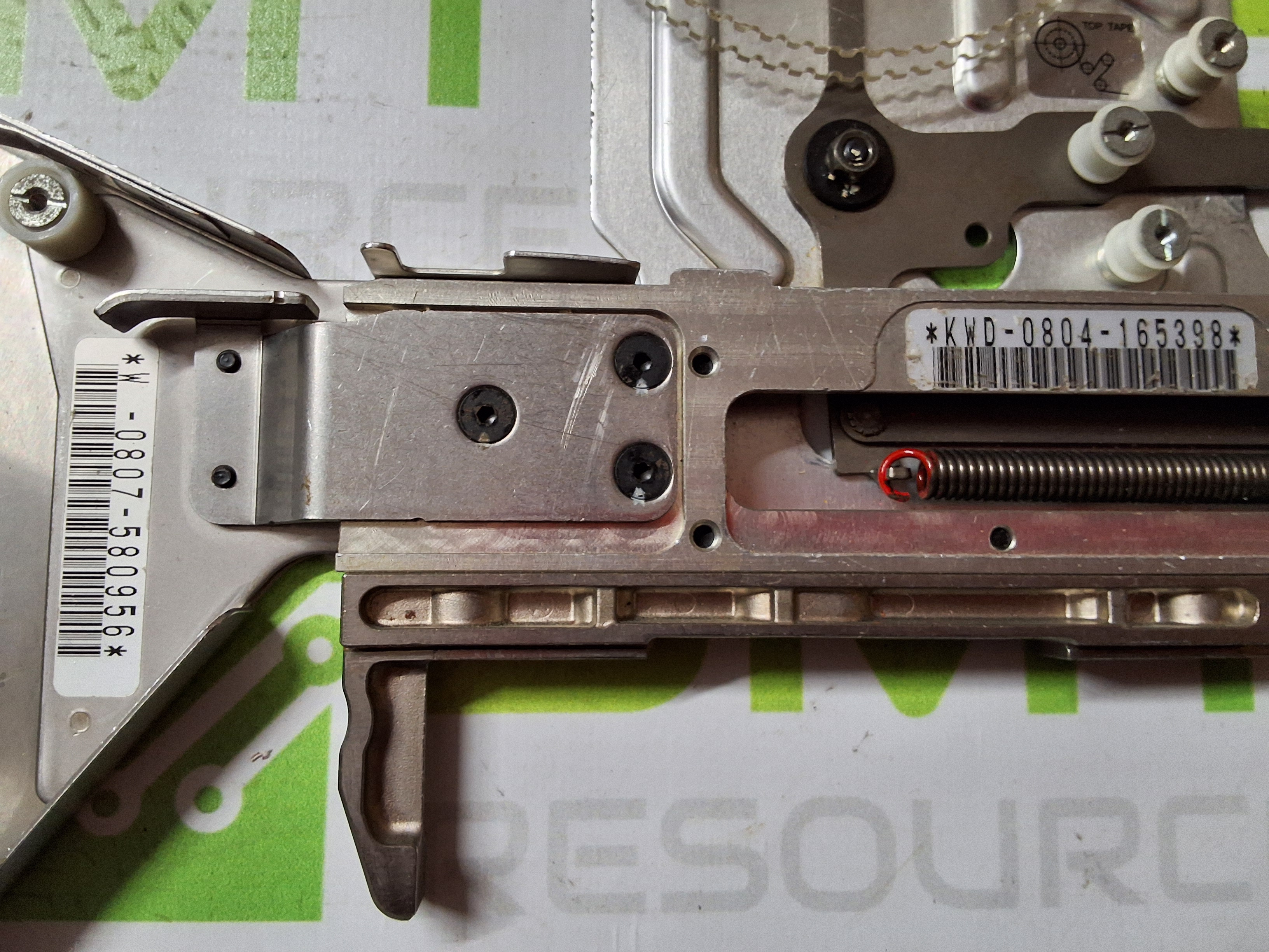 Used FUJI KWD-0804 8x4mm FEEDER