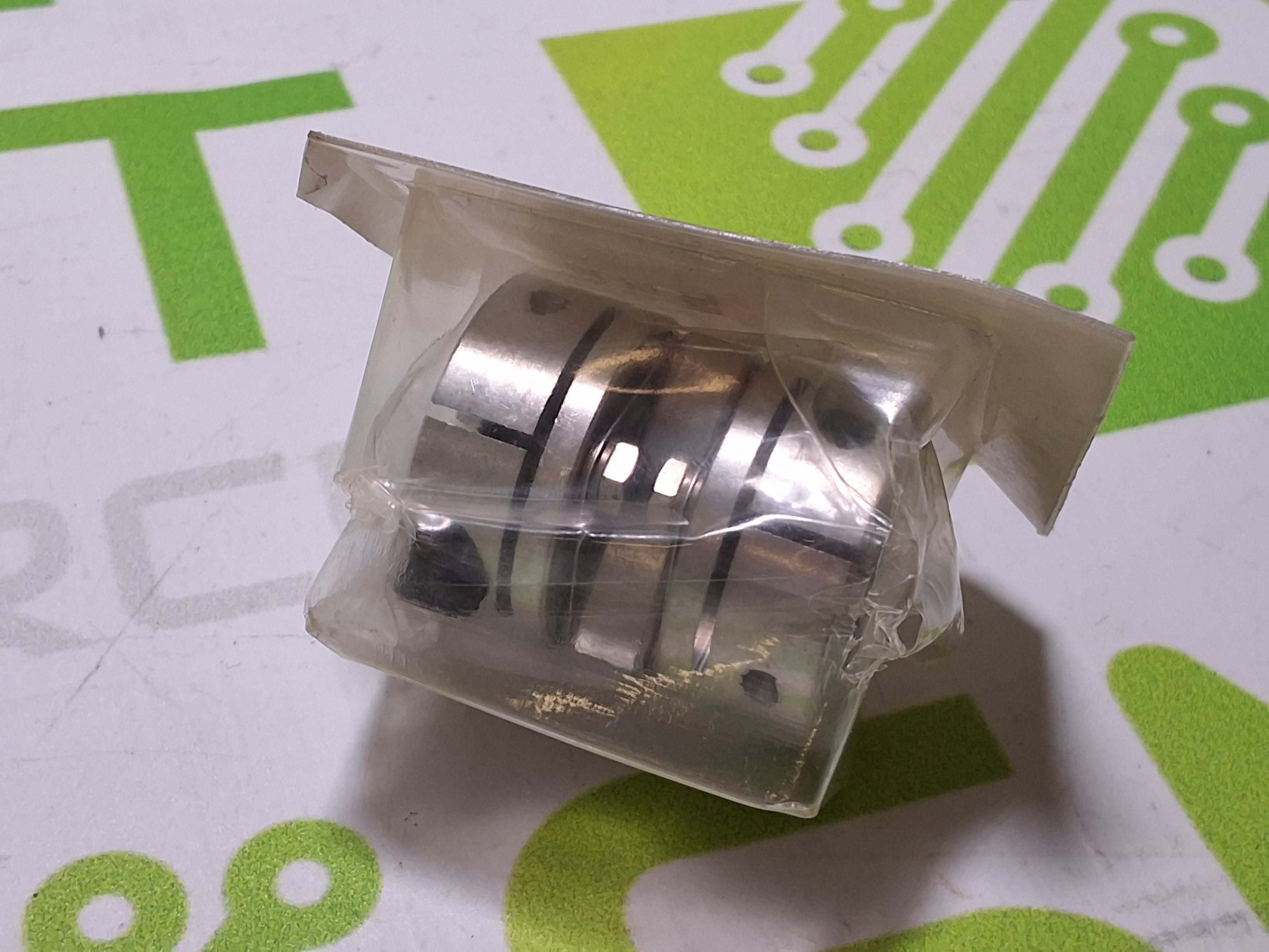 UNIVERSAL INSTRUMENTS 5322-535-10657 SHAFT COUPLING - NEW