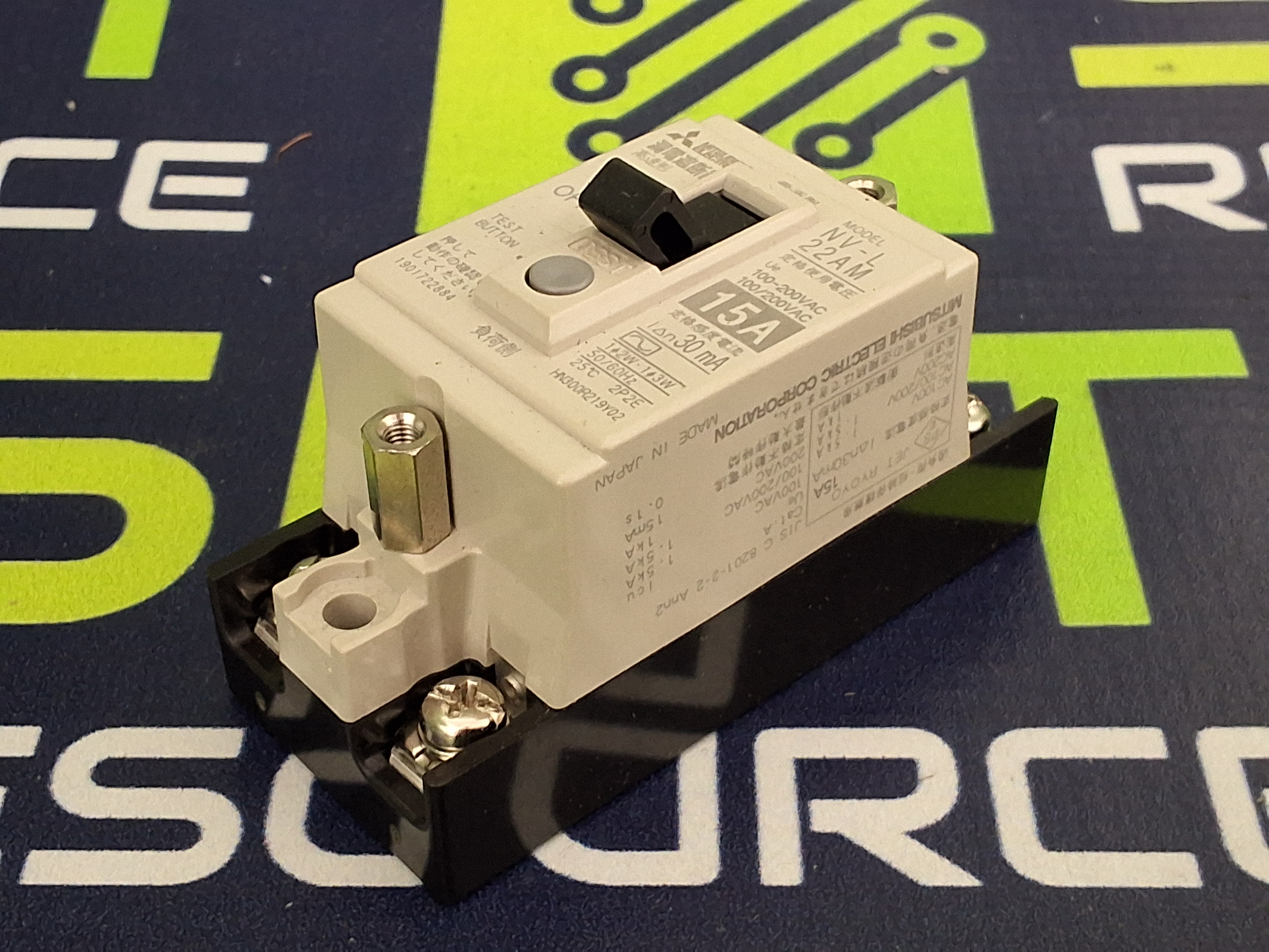 Used MITSUBISHI NV-L22AM SAFETY CIRCUIT BREAKER 2P 15A 100-200VAC 30mA