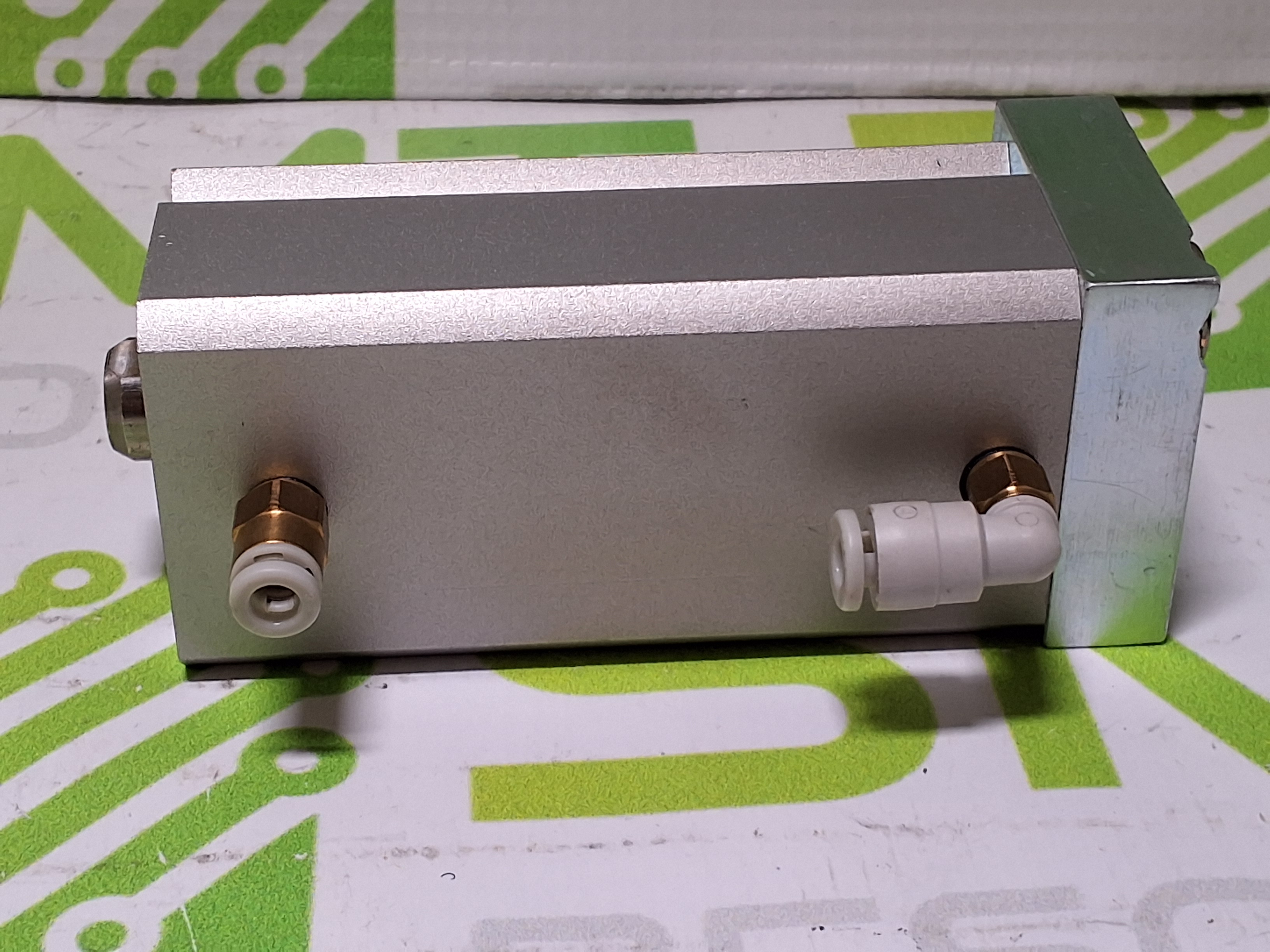 Used SMC CQ2B25-60DC*Z-3247 COMPACT CYLINDER