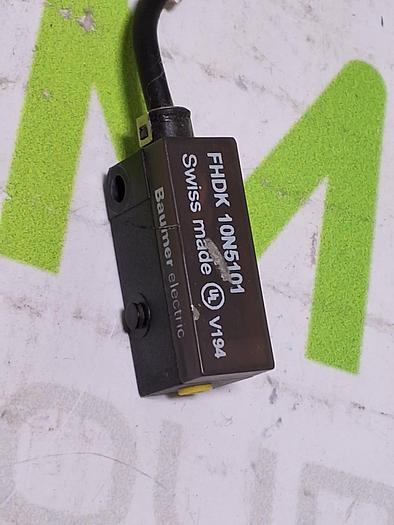 Used BAUMER FHDK-10N5101 PHOTOELECTRIC SENSOR 10139965