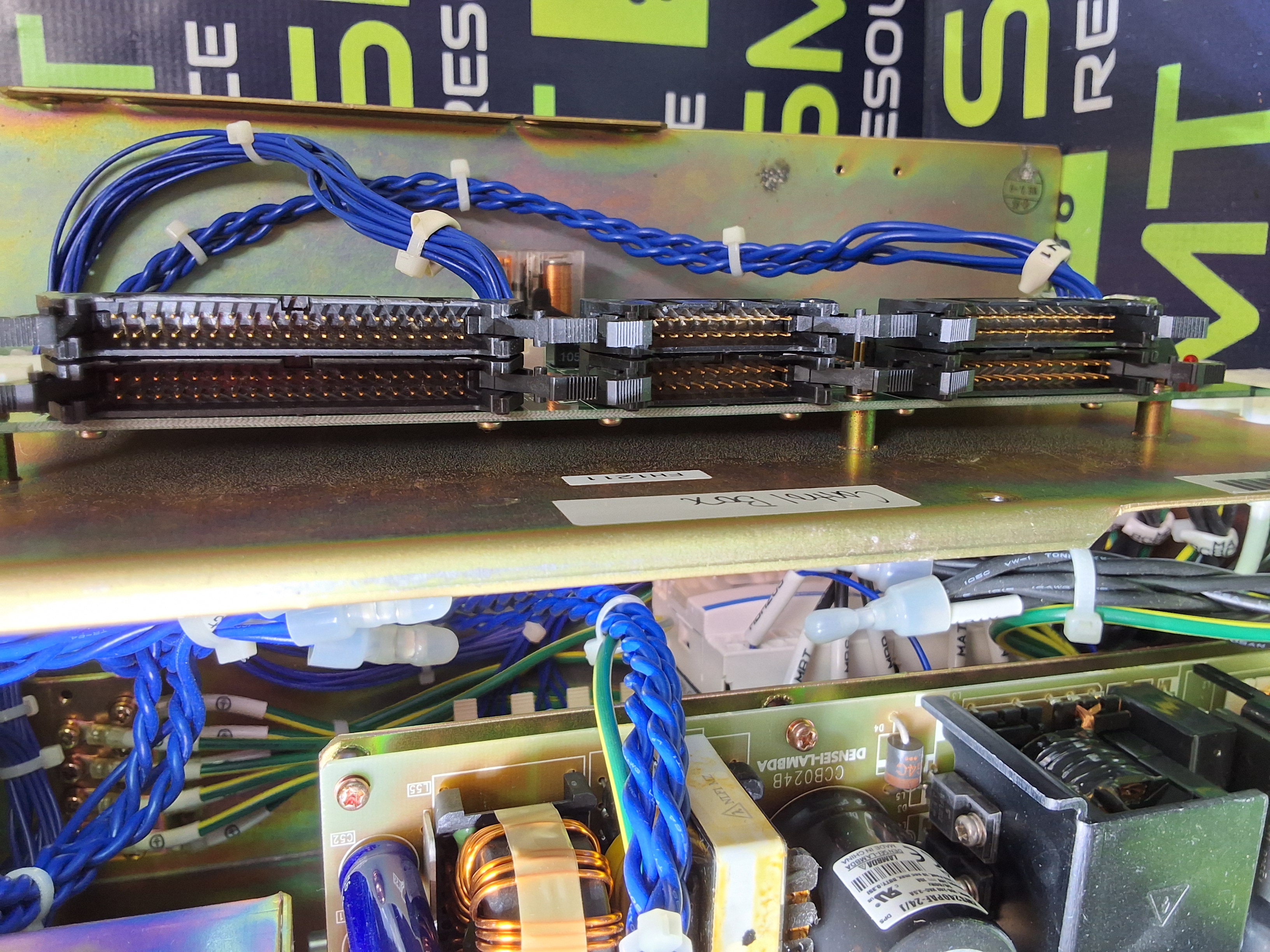 Used FUJI NXT AJ04909 060007 MODULE CONTROL BOX