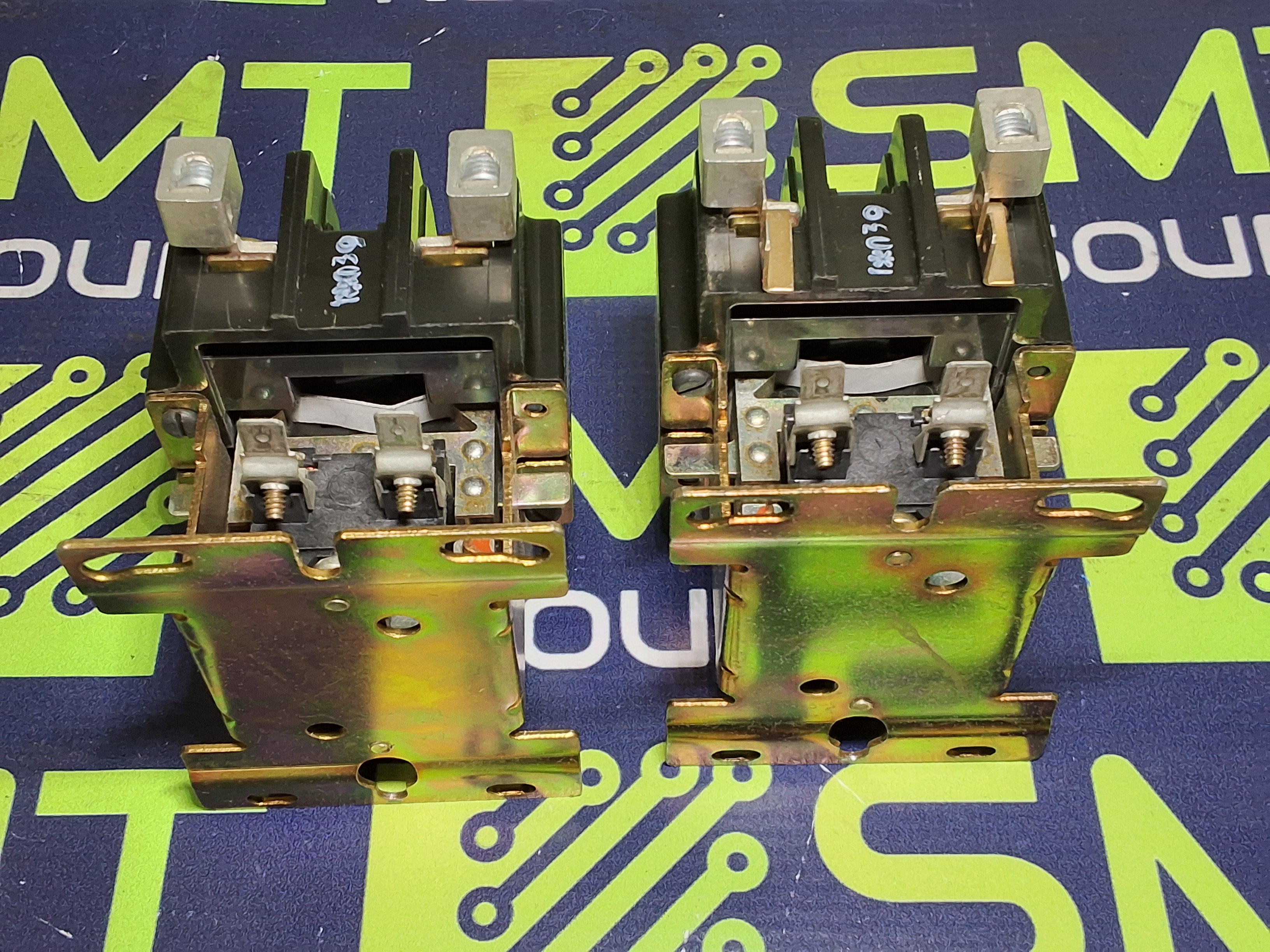 Used FURNAS 42BE15AFL1 DP CONTACTOR 2-POLE 30AMP 600V 110V COIL