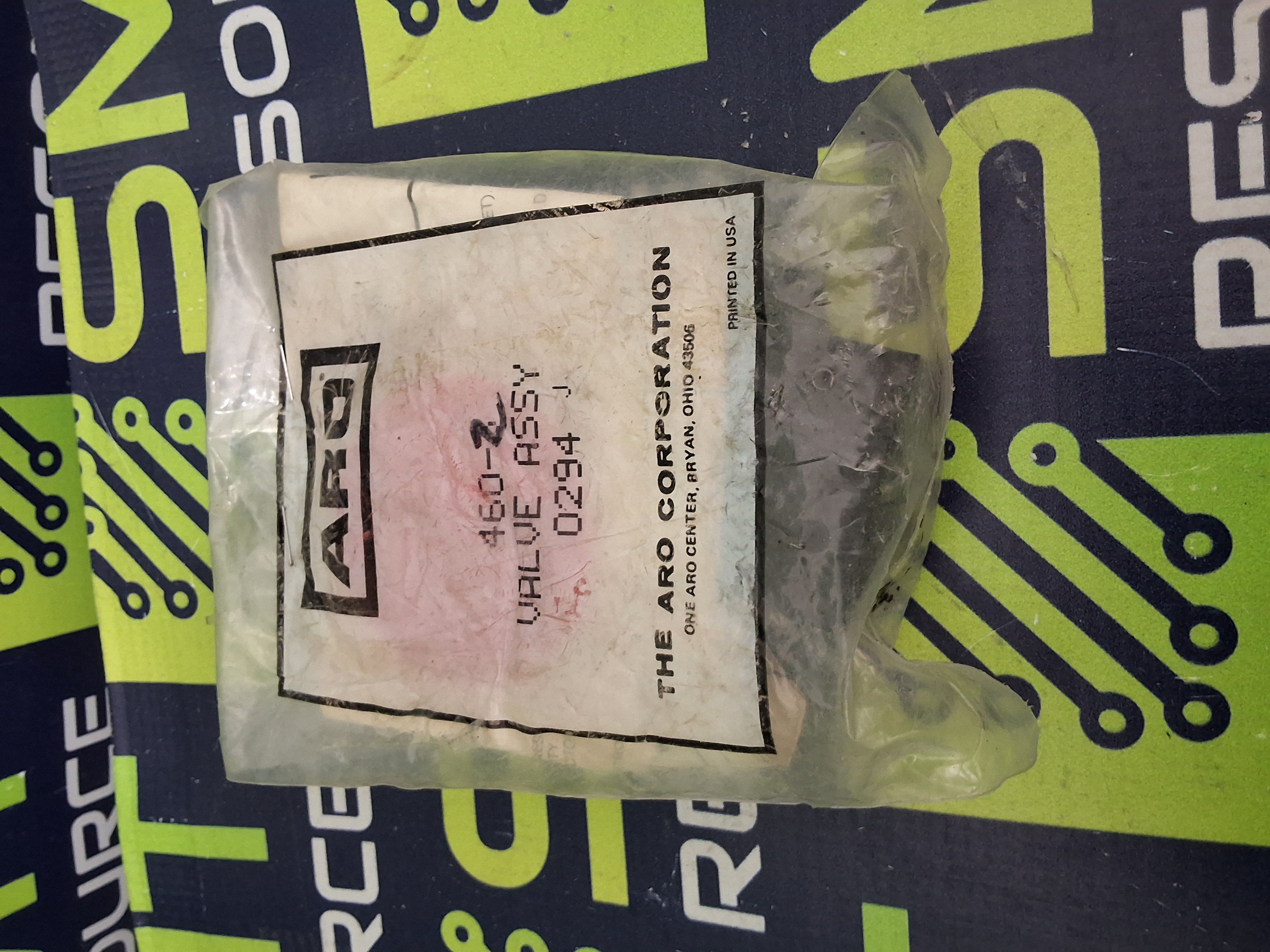 ARO 460-3 PALM RED BUTTON AIR CONTROL VALVE - BRAND NEW