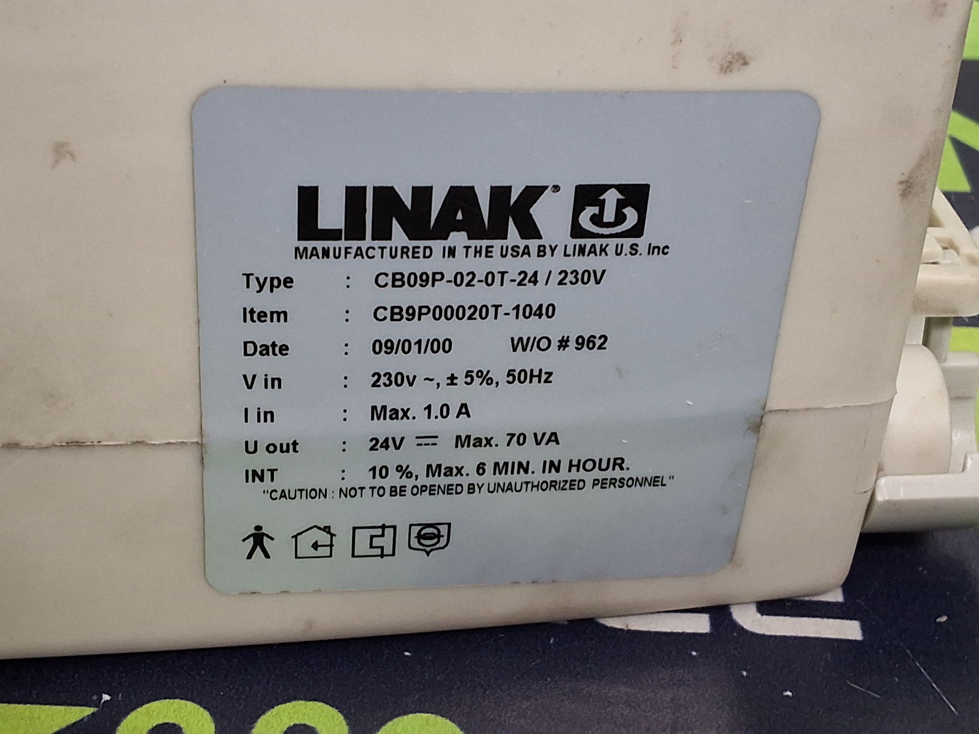 Used LINAK CB09P-02-0T-24 LINEAR HOOD/DOOR LIFT ACTUATOR CONTROLLER BOX CB9P00020T-1040