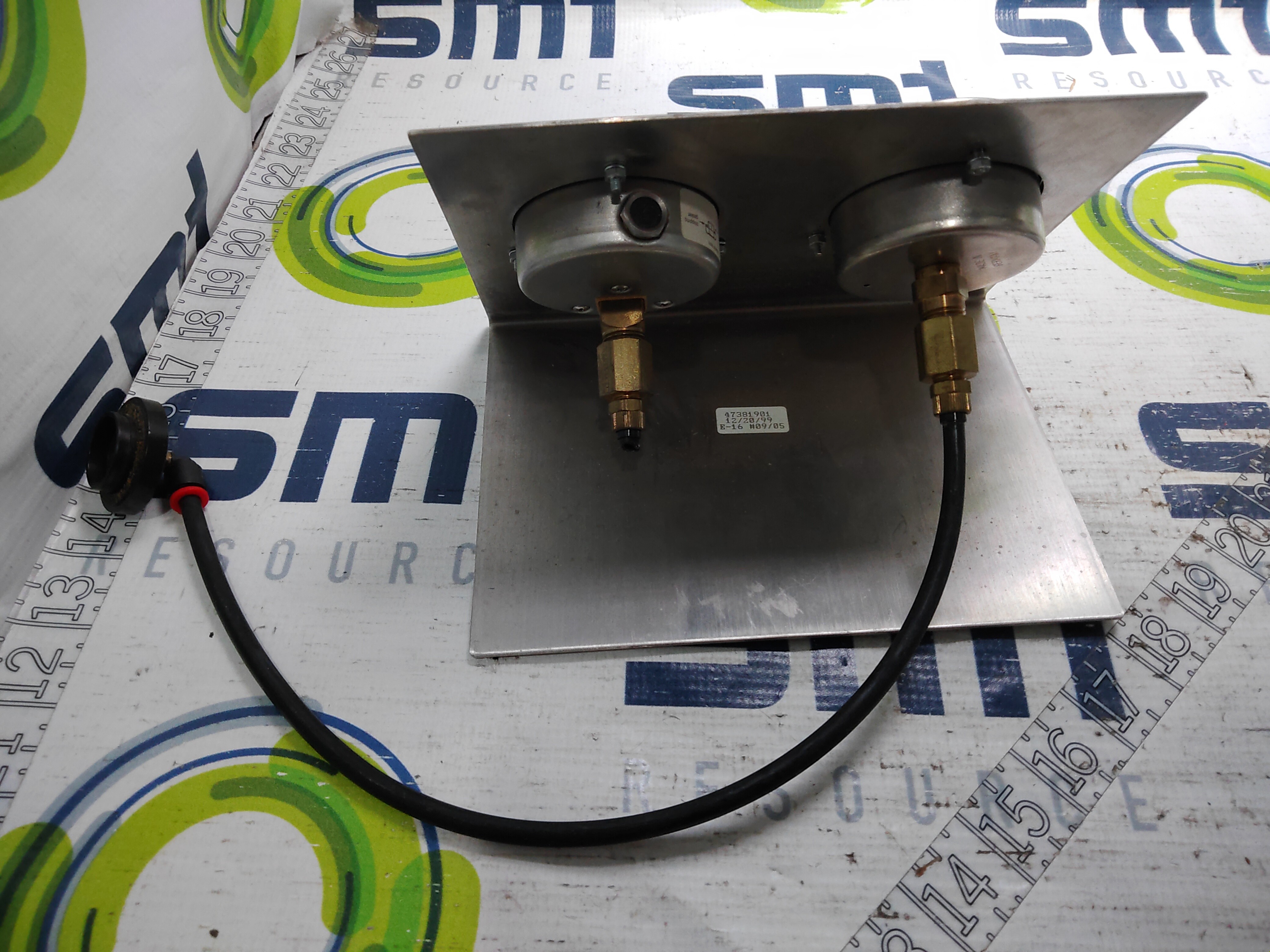 Used UNIVERSAL INSTRUMENTS 47381902 VACUUM TESTER ASSEMBLY