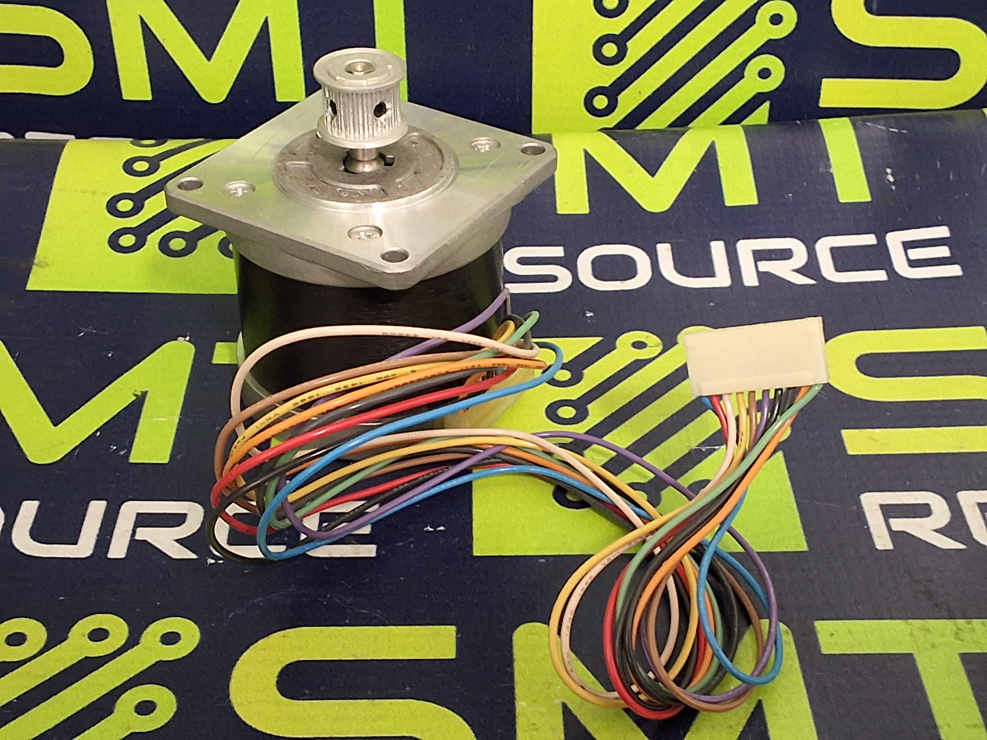 Used SANYO DENKI StepSyn 103H7522-5643 STEPPING MOTOR 0.72°/STEP 1.4A