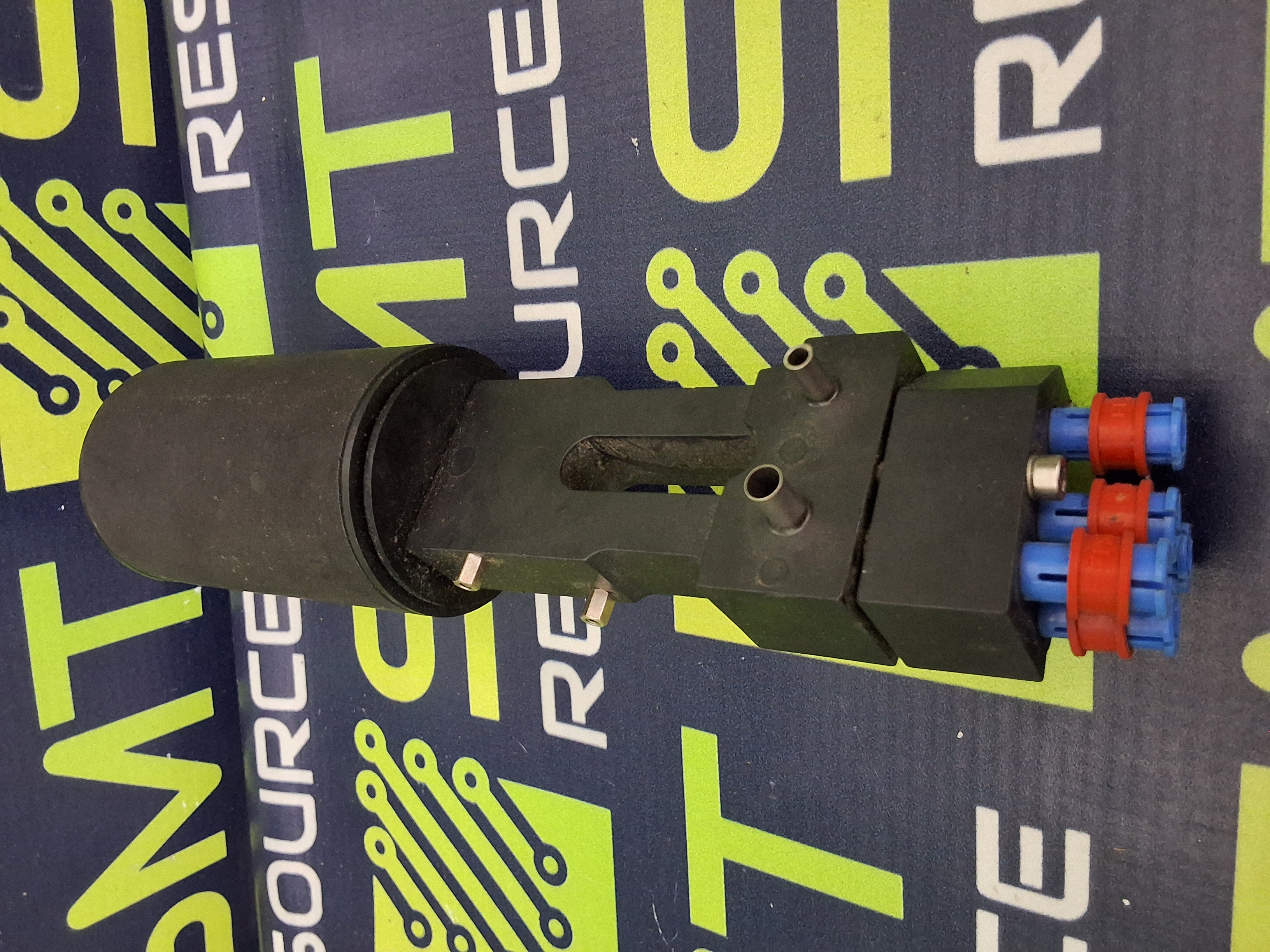 Used SIEMENS 00319823S02 VACUUM NOZZLE ASSEMBLY 00319823-02