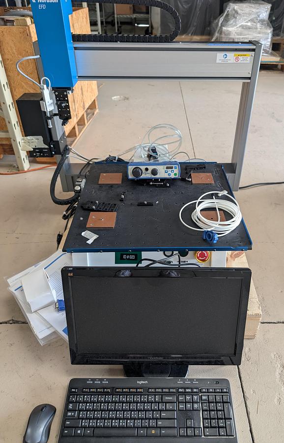 Used Nordson EFD 6 Dispenser