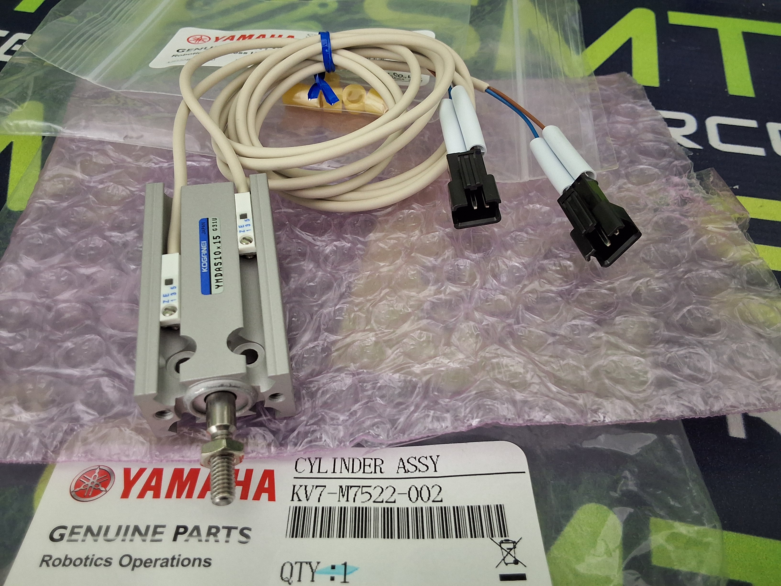 KOGANEI YMDAS10X15 DOUBLE-ACTING PNEUMATIC AIR CYLINDER / YAMAHA KV7-M7522-002 - BRAND NEW