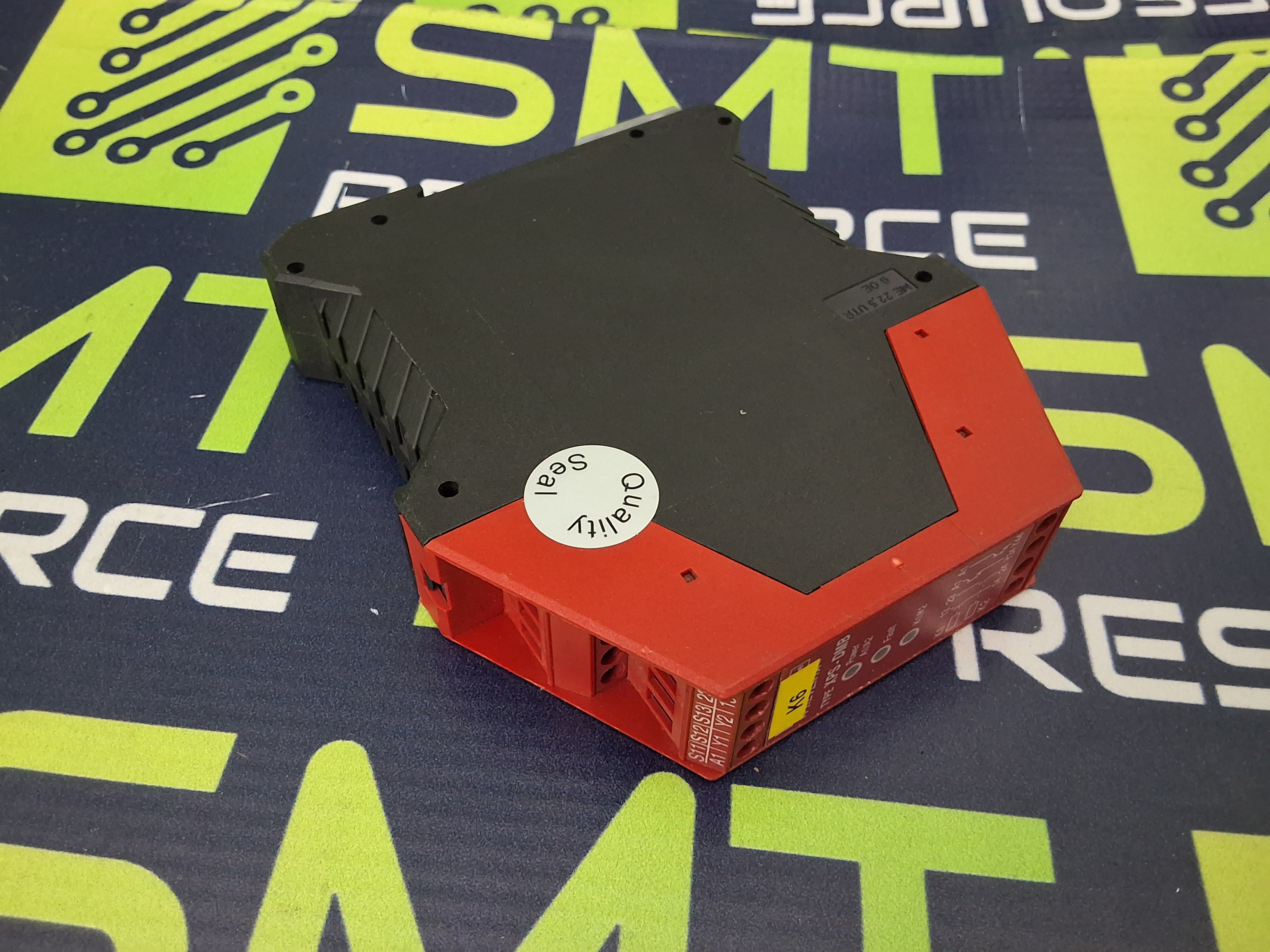 Used SCHNEIDER ELECTRIC XPS-DMB