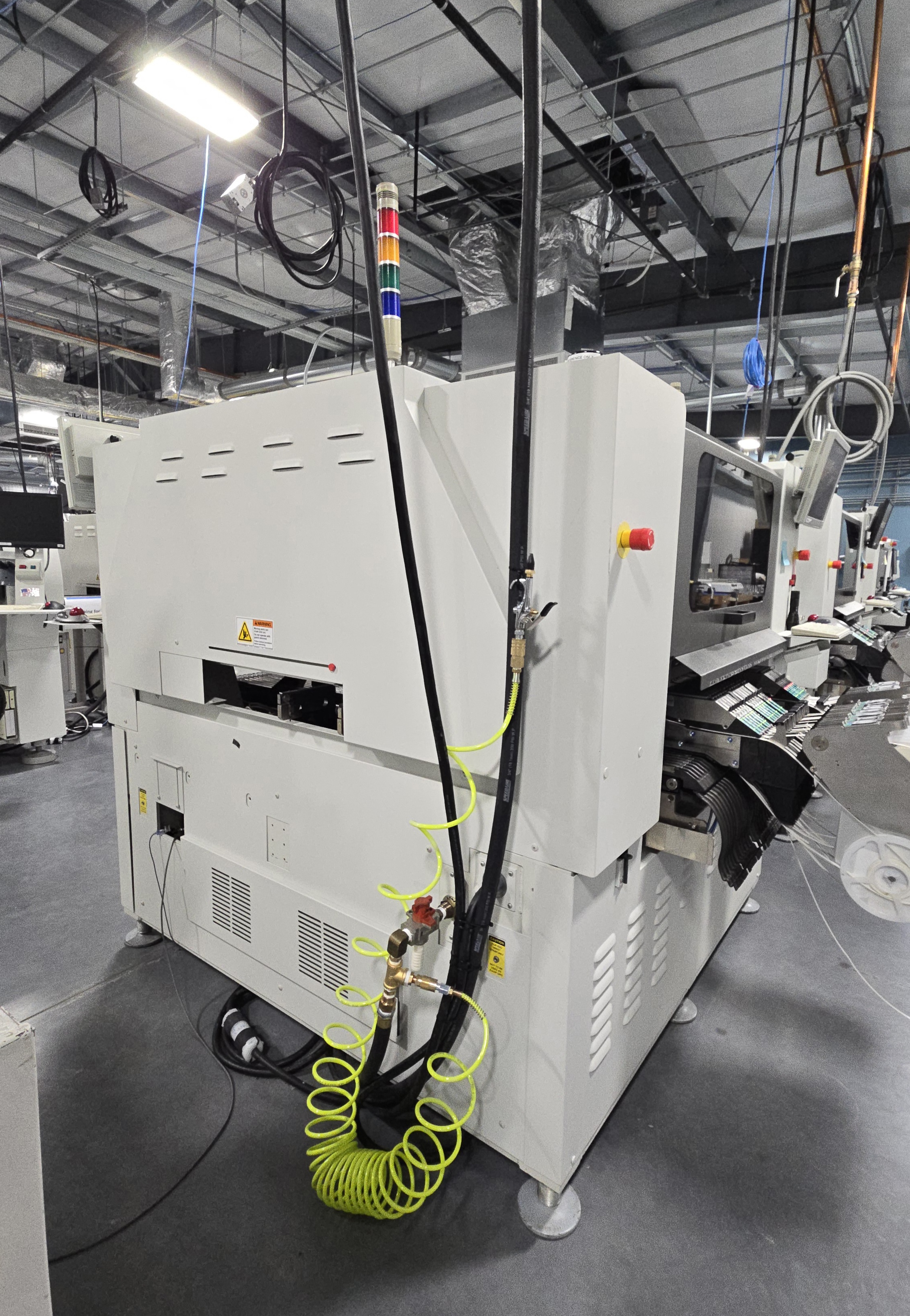 Used UIC Advantis AC-30 Lightning Pick and Place Machine