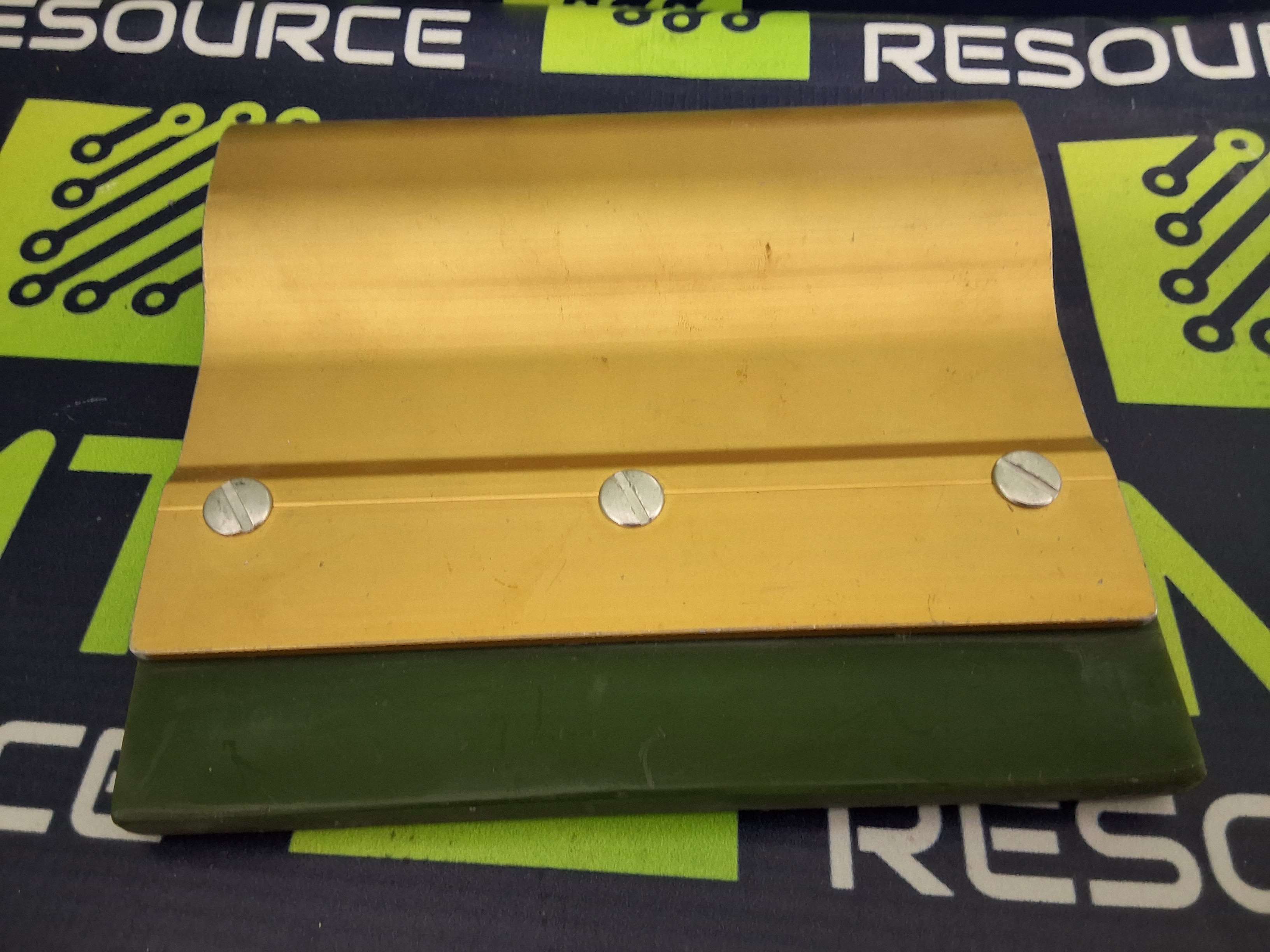 Used ALUMINUM HANDLE SCREEN PRINTING SQUEEGEE WITH GREEN SQUARE CUT BLADE