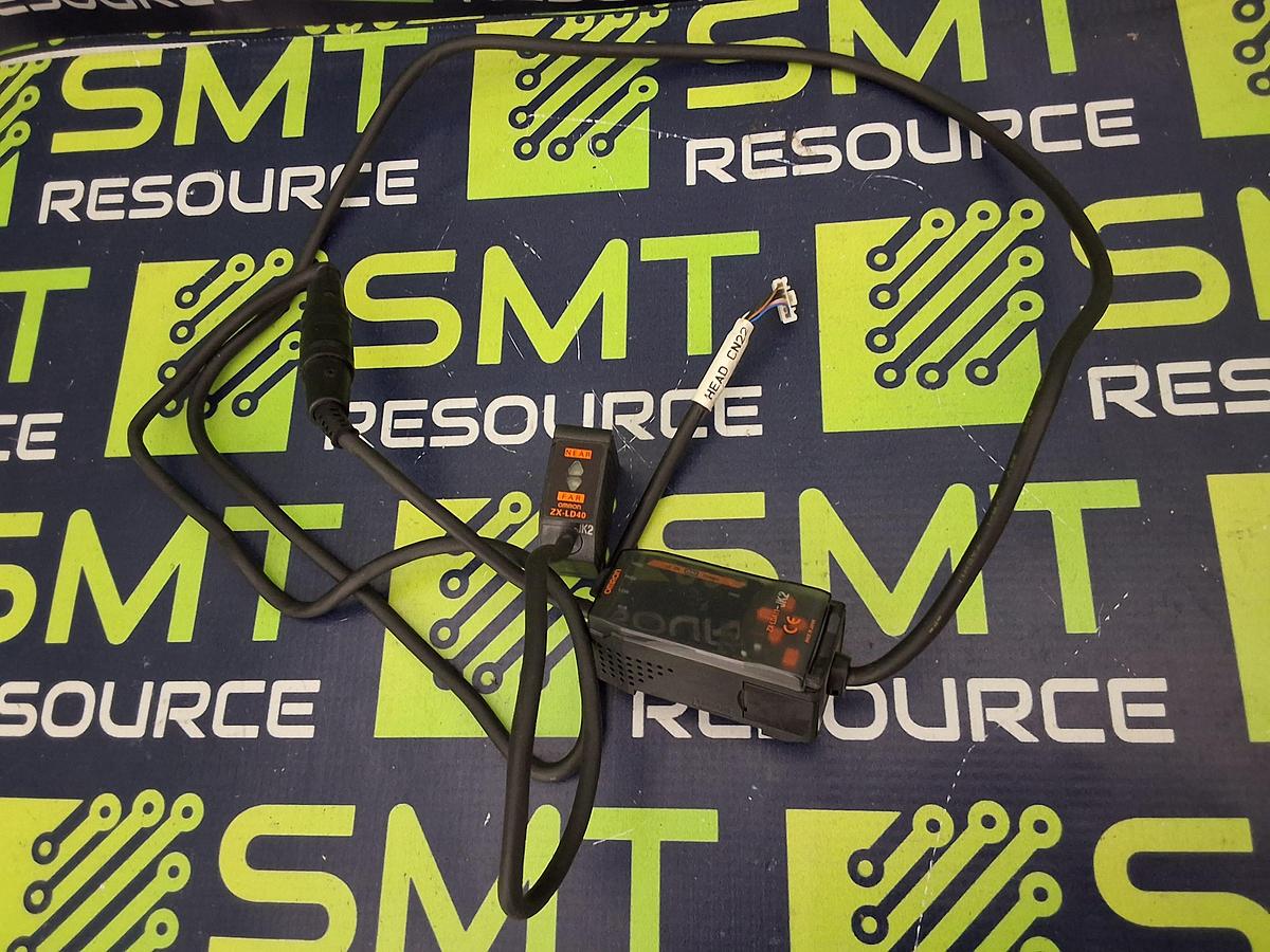 Used OMRON ZX-LD40 LASER DISPLACEMENT SENSOR HEAD WITH OMRON ZX-LDA11 SENSOR