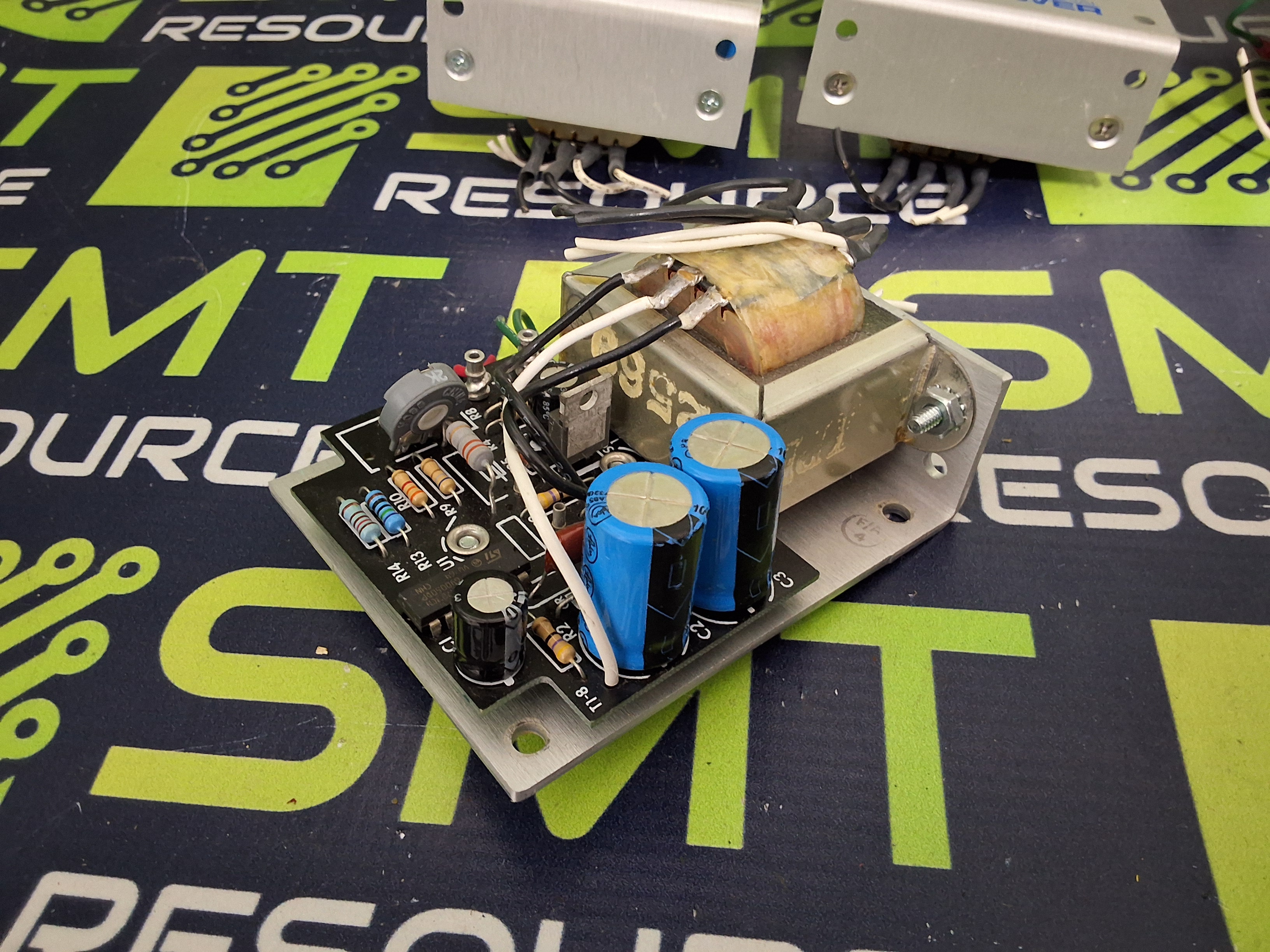 Used INTERNATIONAL POWER IHA5-1.2/OVP POWER SUPPLY 115/230VAC 5VDC 1.2A