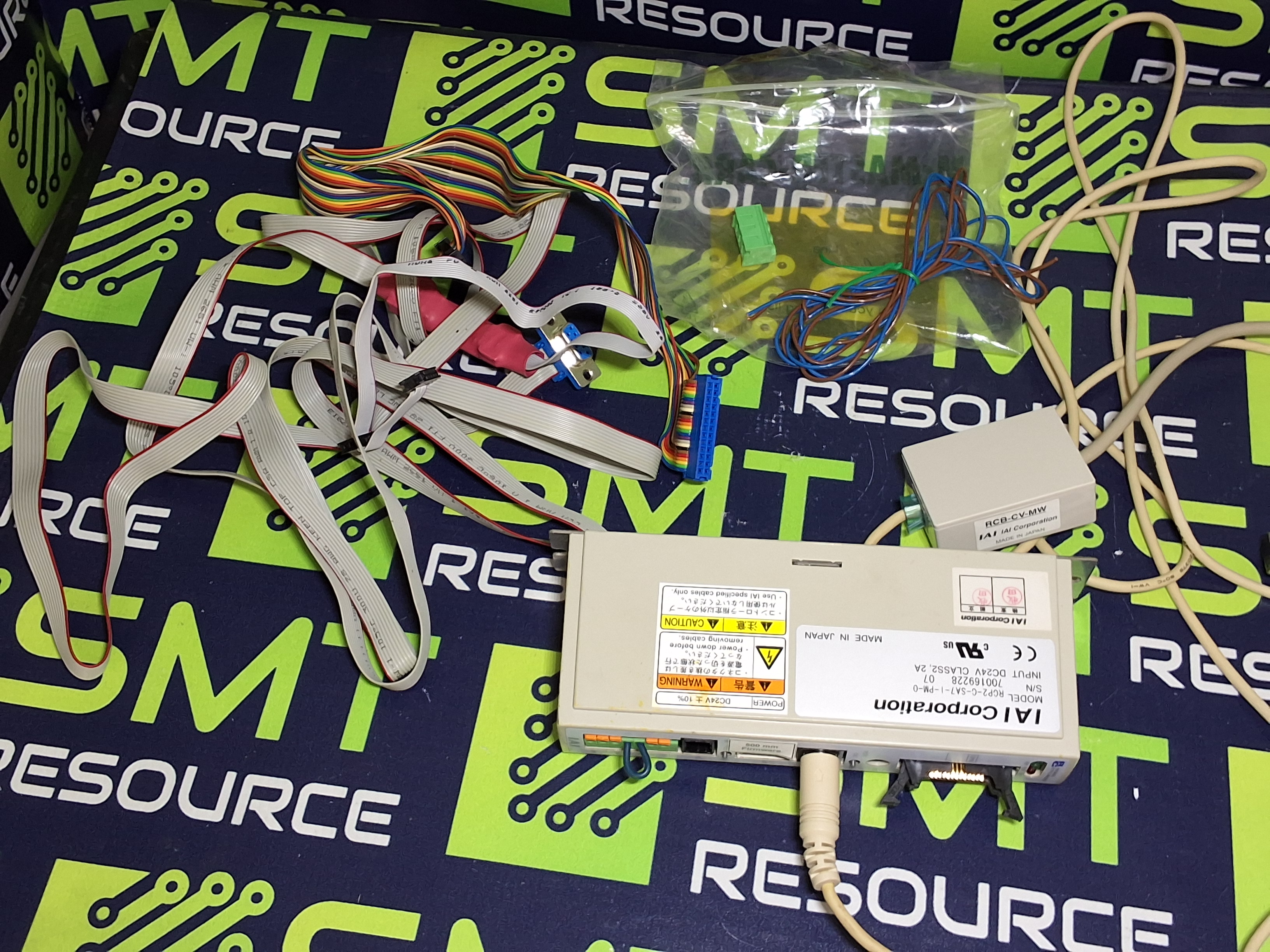 Used IAI RCP2-C-BA-7U-I-PM-0 ROBO CYLINDER SERVO CONTROLLER WITH ACCESSORIES