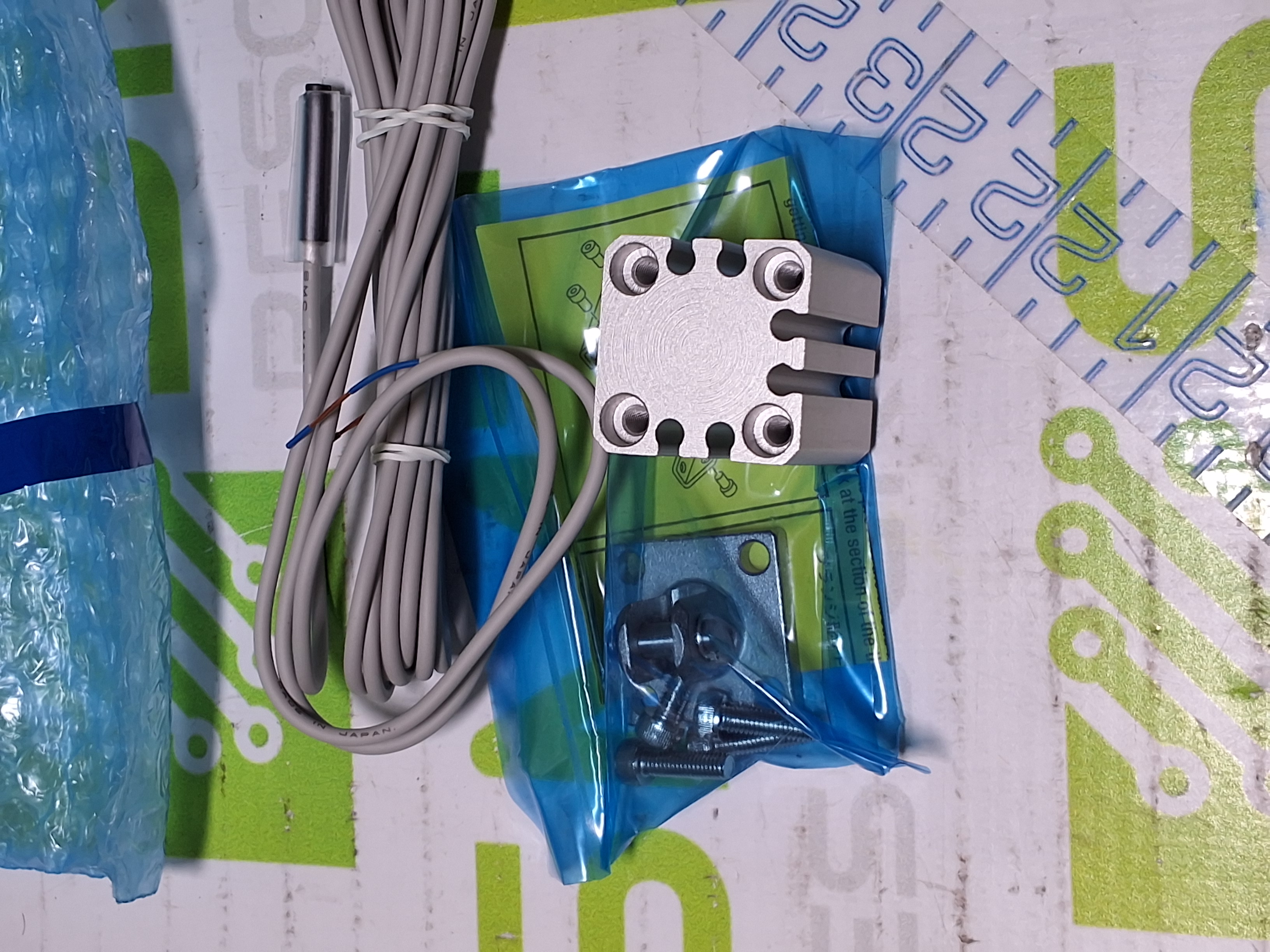 SMC CDQSD16-10D-A93LS AIR CYLINDER - NEW 