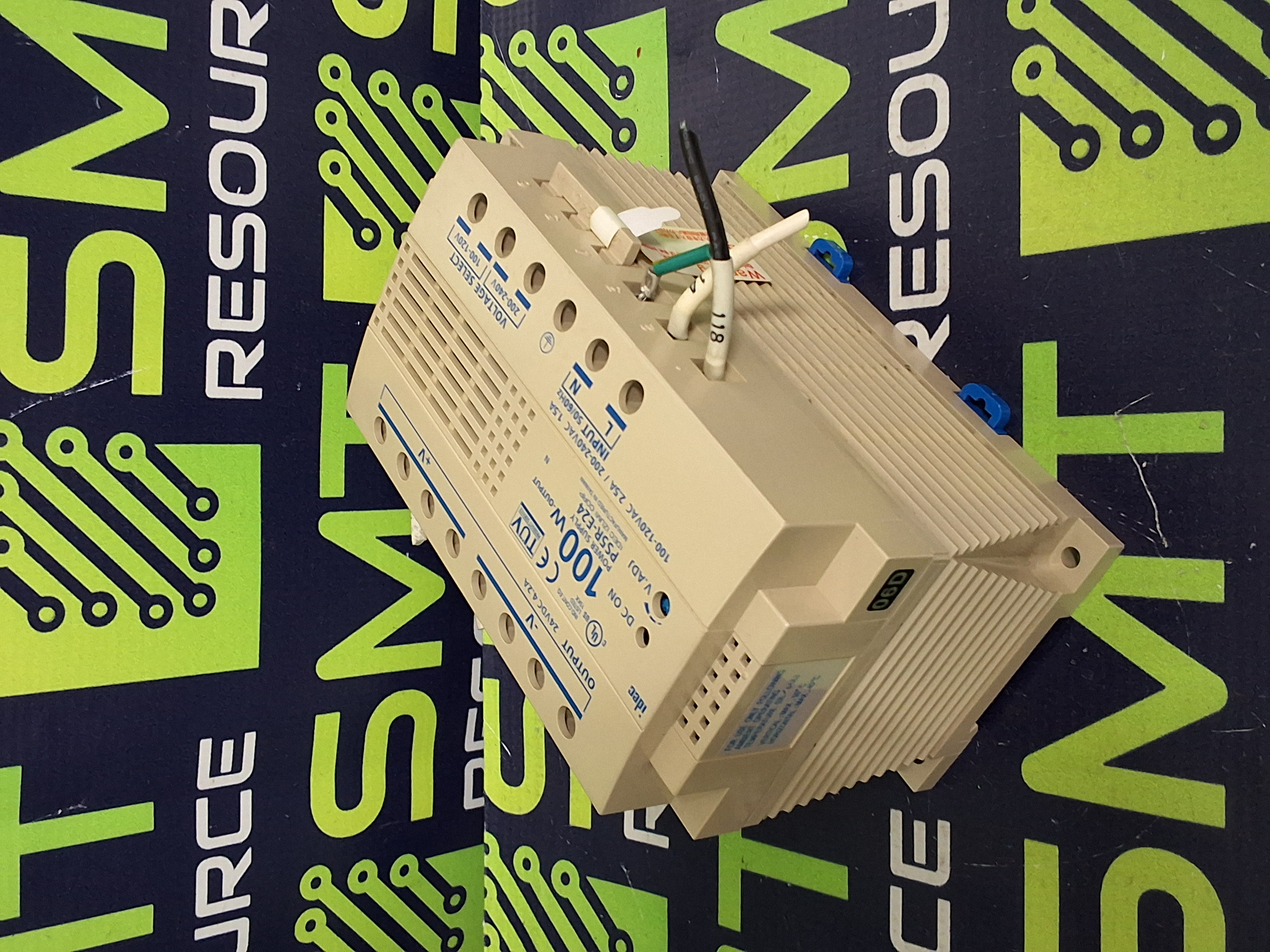 Used IDEC PS5R-E24 POWER SUPPLY 100W OUTPUT