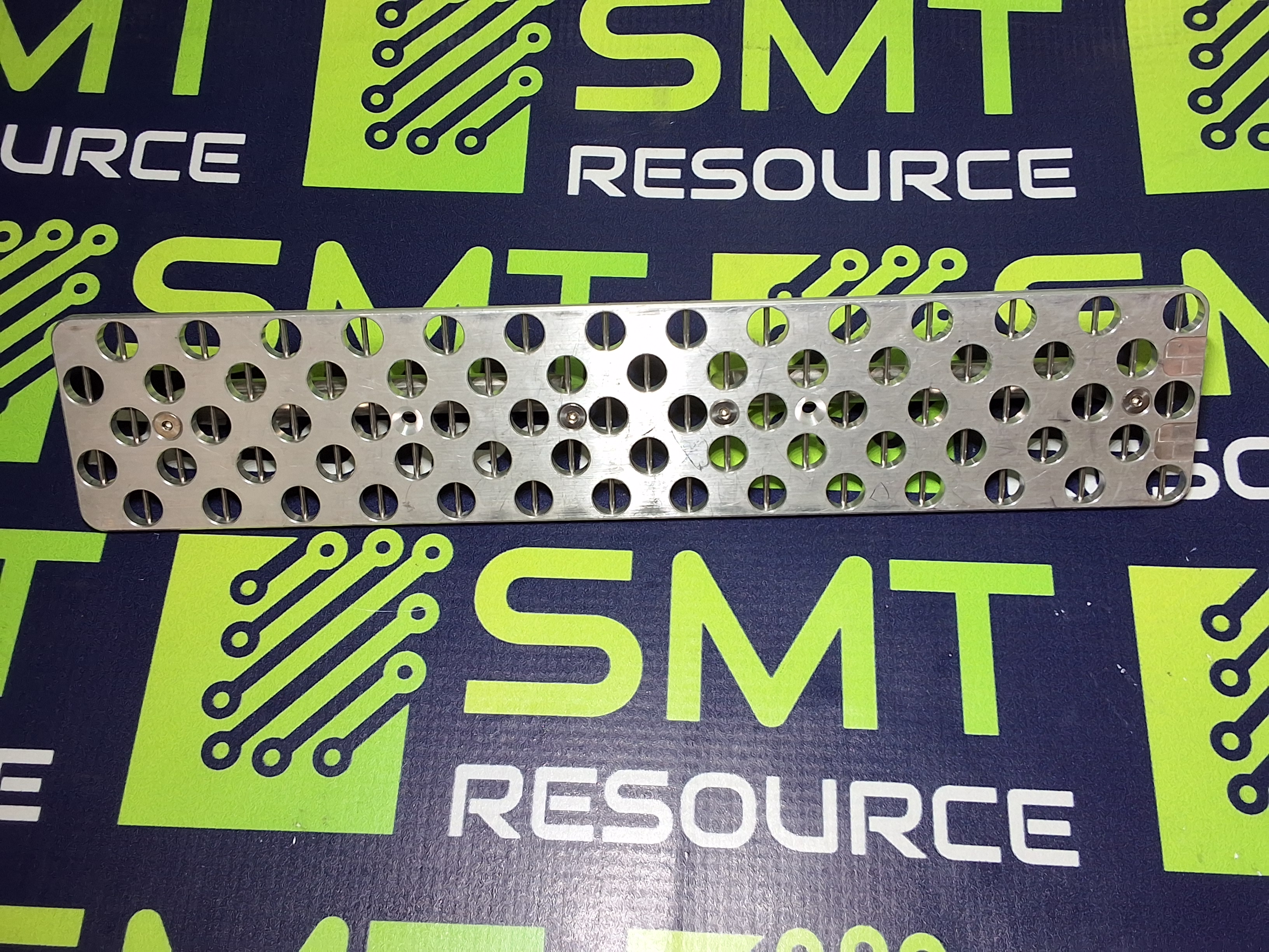 Used UNIVERSAL INSTRUMENTS 52578980 70-NOZZLE REMOVAL TOOL 