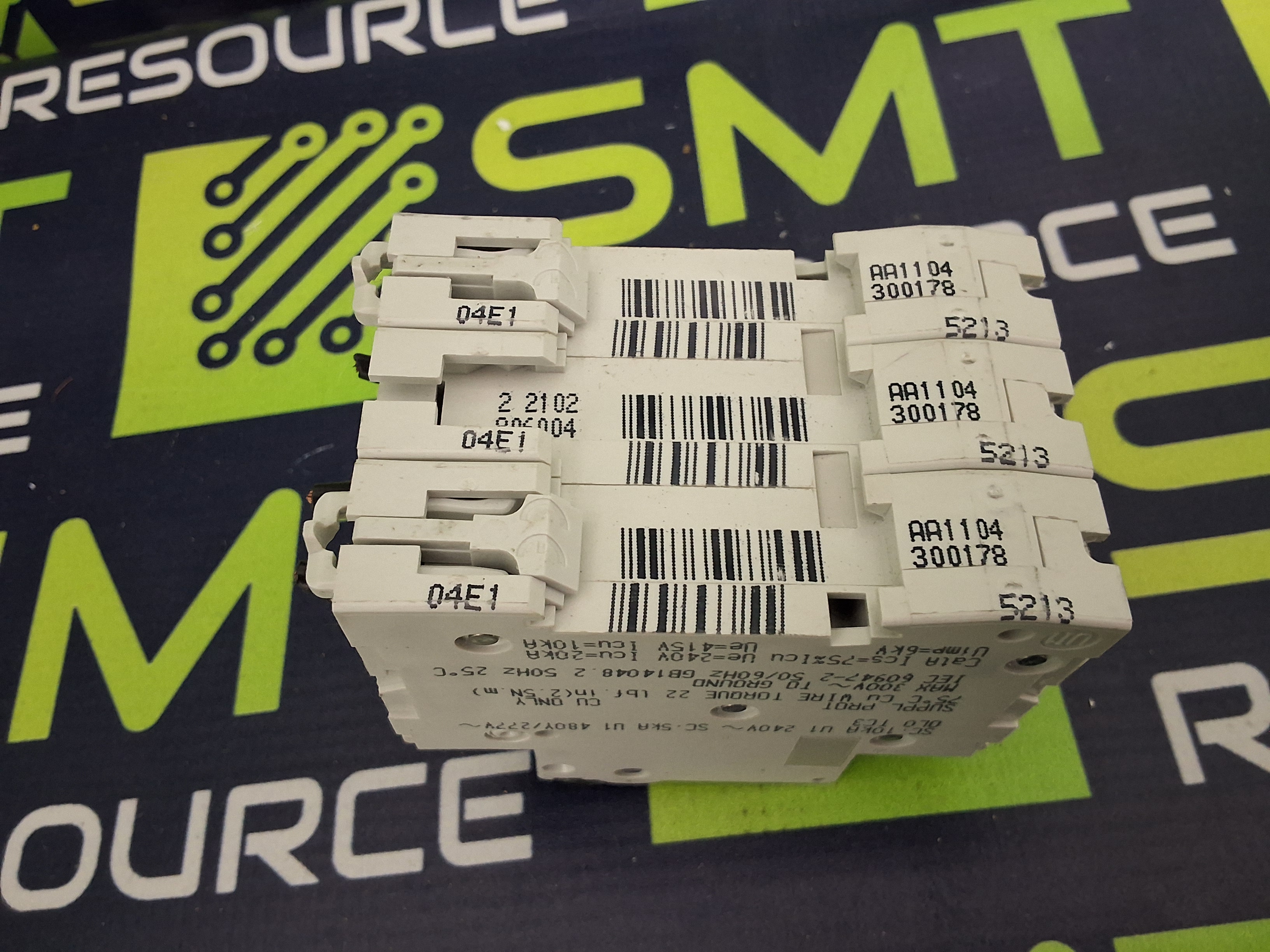 Used SCHNEIDER ELECTRIC MULTI 9 C6-