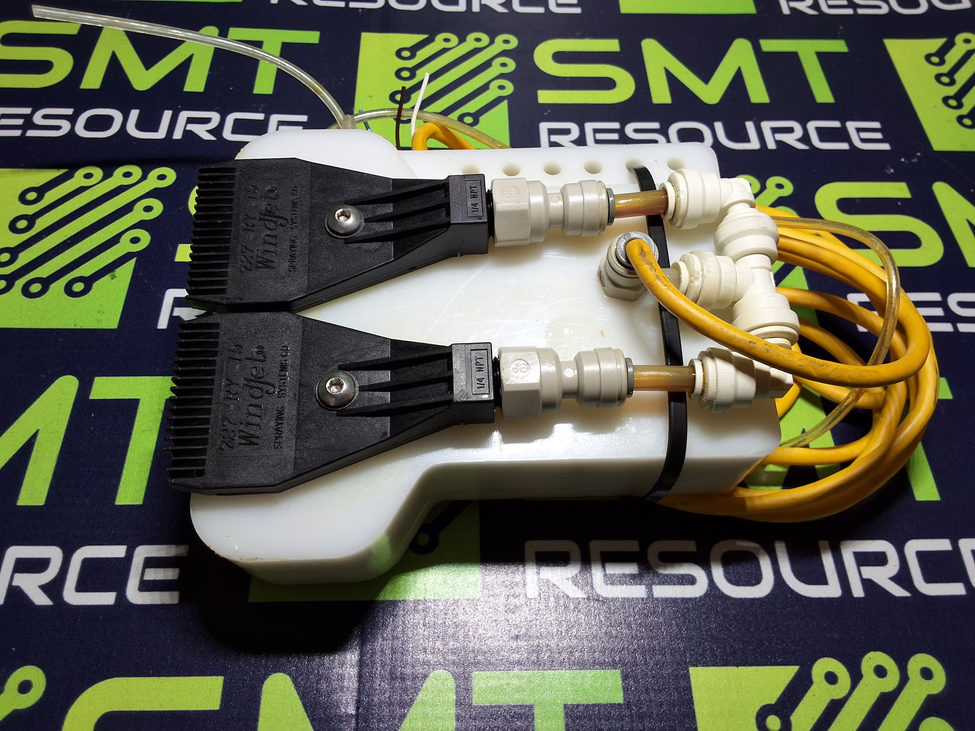 Used WINDJET 727-RY-15 FLAT FAN AIR NOZZLE ASSEMBLY