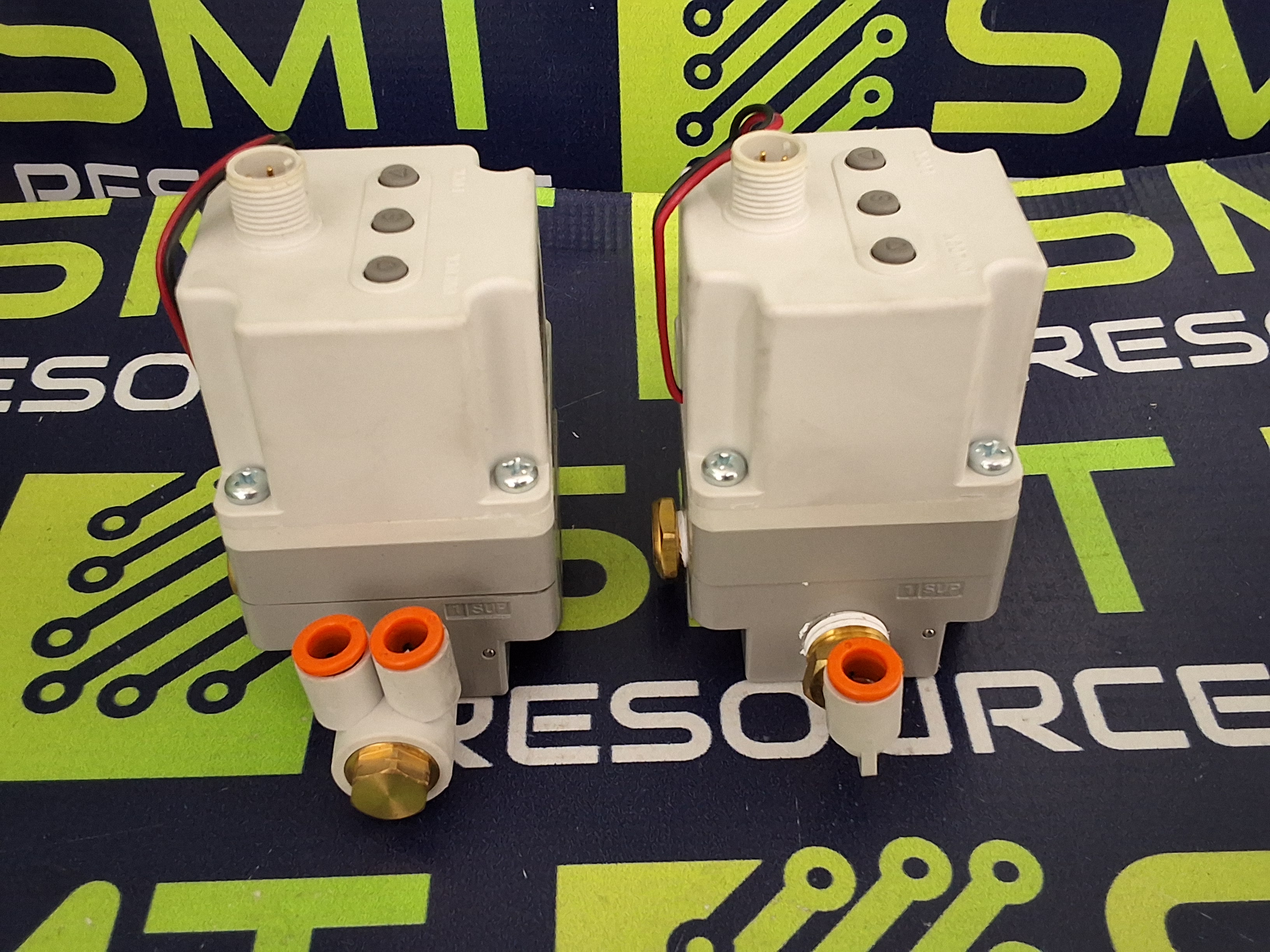 Used SMC ITV1050-21N2L4-DIQ00536 ELECTRO PNEUMATIC REGULATOR