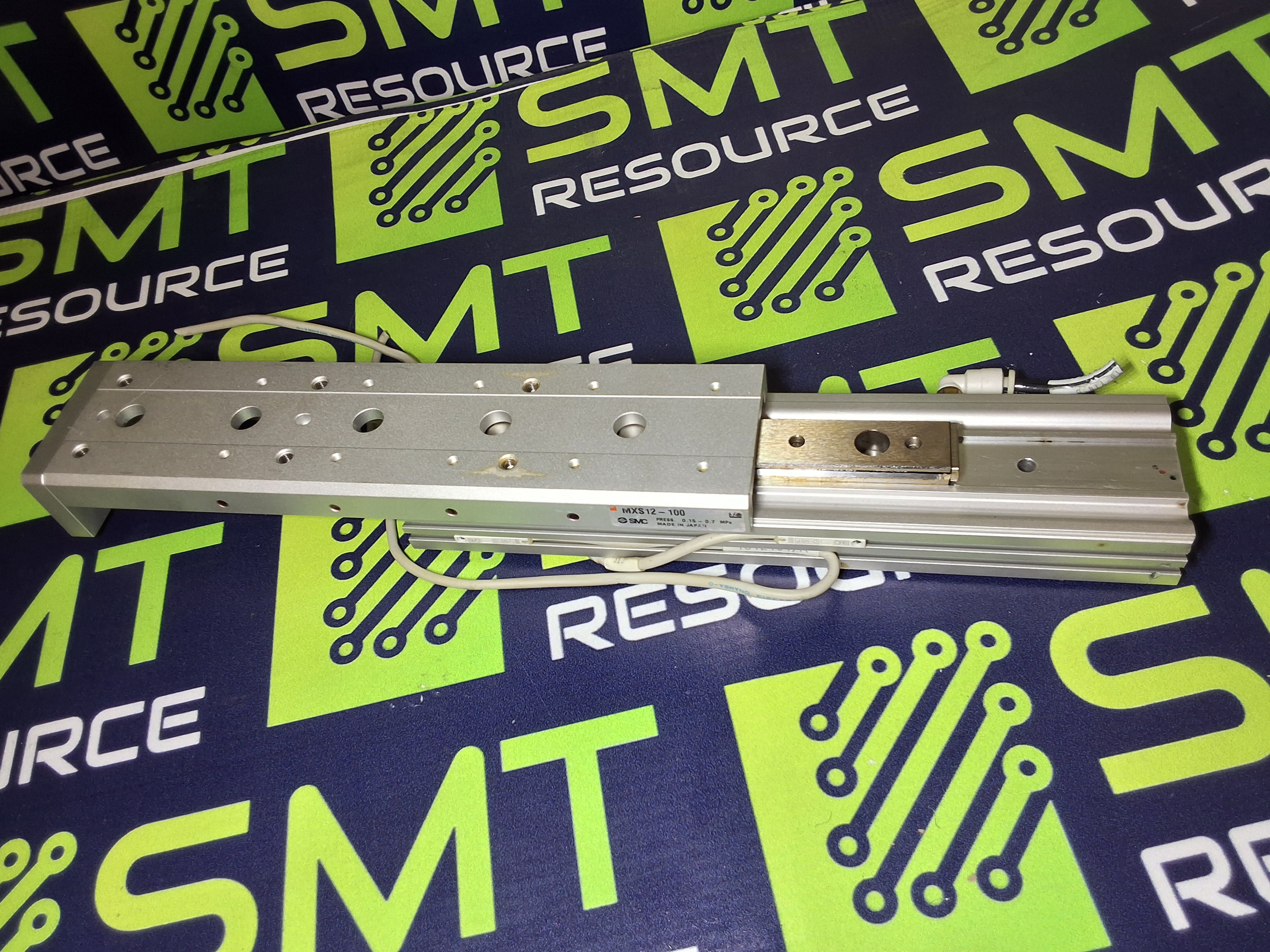 Used SMC MXS12-100 LINEAR GUIDE SLIDE CYLINDER TABLE PRESS. 0.15~0.7 MPa