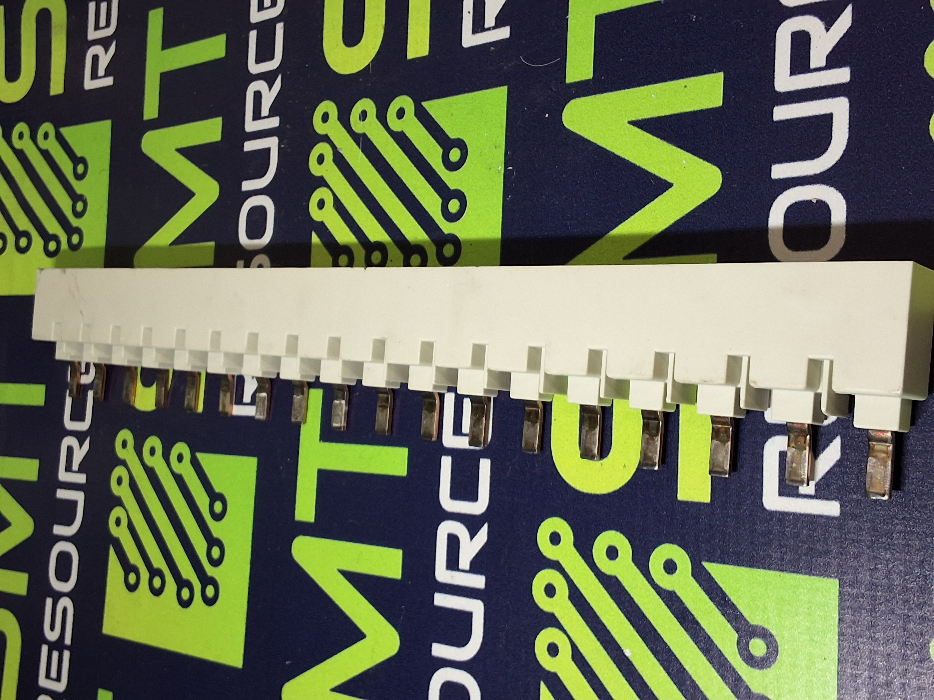 Used ABB PS 3/18/16 BP 3-PHASE BUSBAR 18 POLES