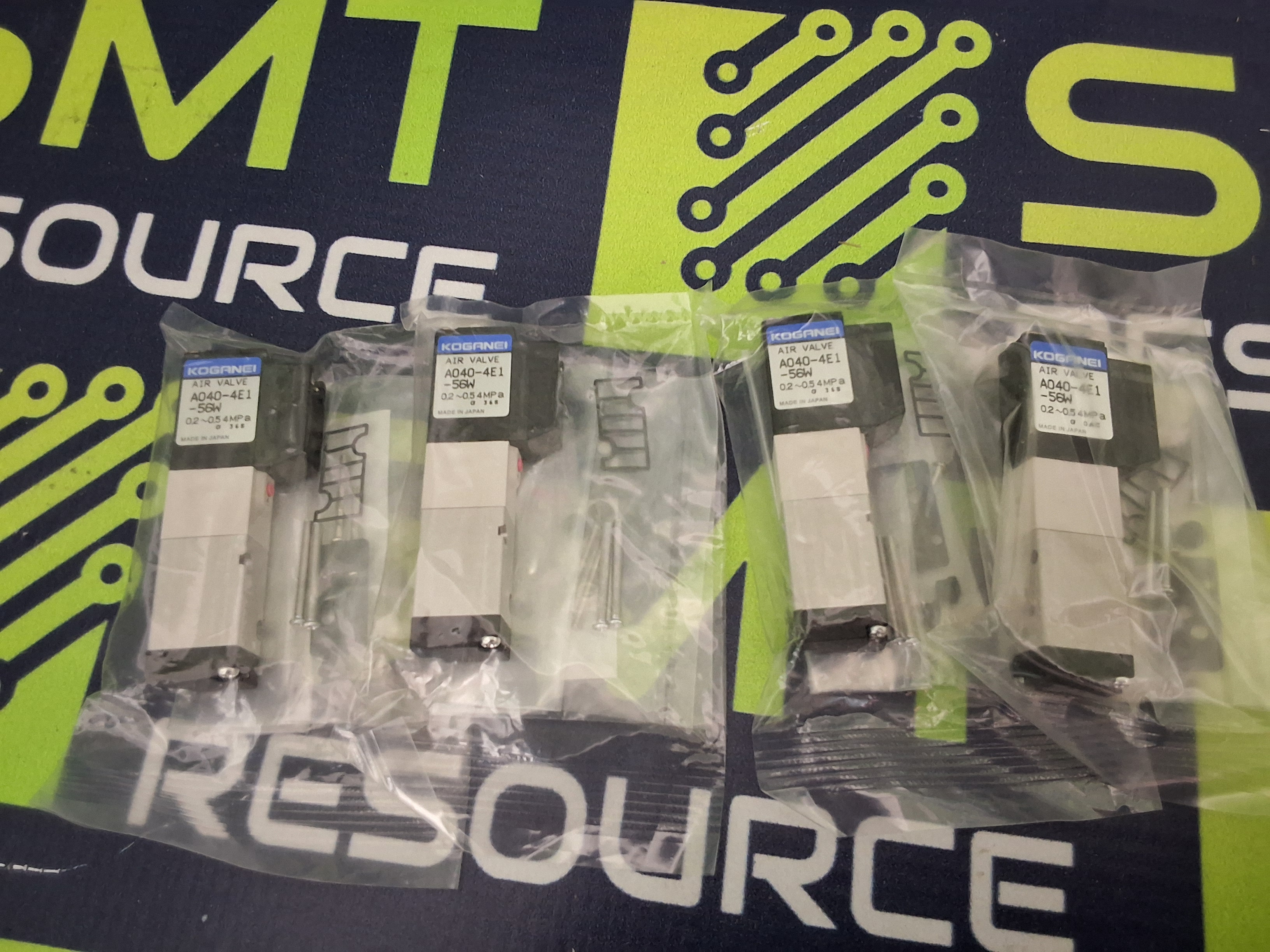KOGANEI A040-4E1-56W COMPACT SOLENOID VALVE 24VDC - BRAND NEW