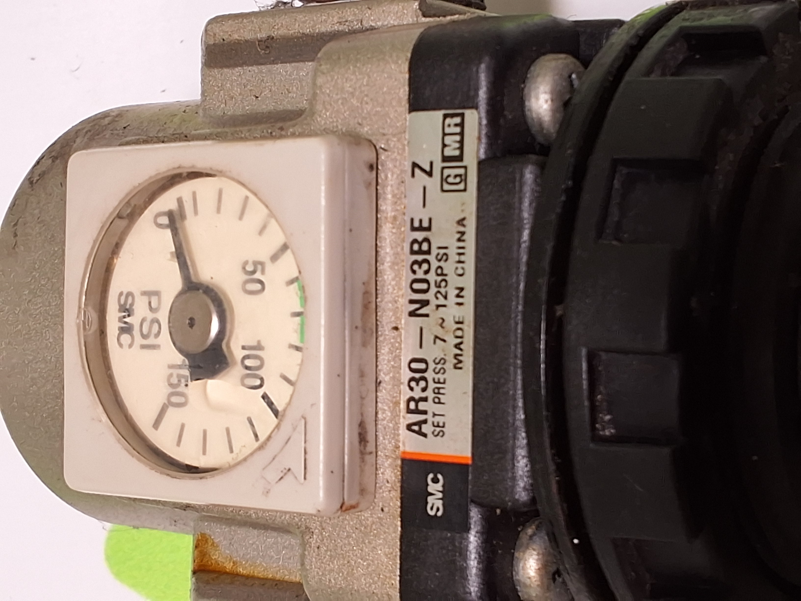 Used SMC AR30-N03BE-Z PNEUMATIC REGULATOR 
