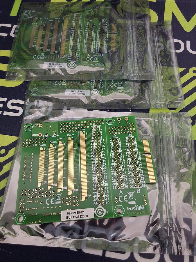 MICROCHIP 02-02185-R1 / BUR123522080 / 05-60308 GRAPHICS DISPLAY PROTOTYPE BOARD - BRAND NEW