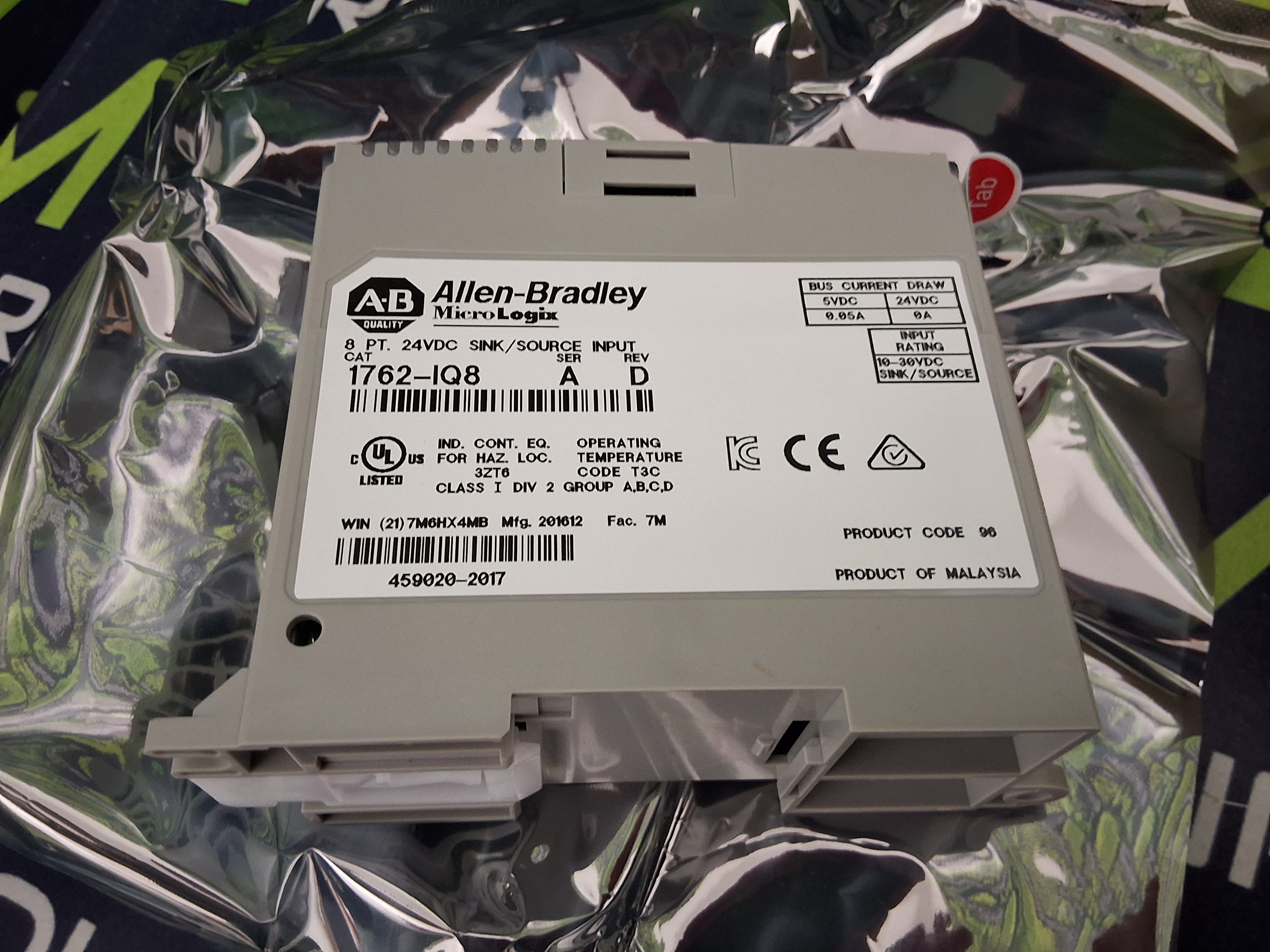 ALLEN-BRADLEY 1762-IQ8 MicroLogic EXPANSION MODULE 8-POINT 24VDC - BRAND NEW