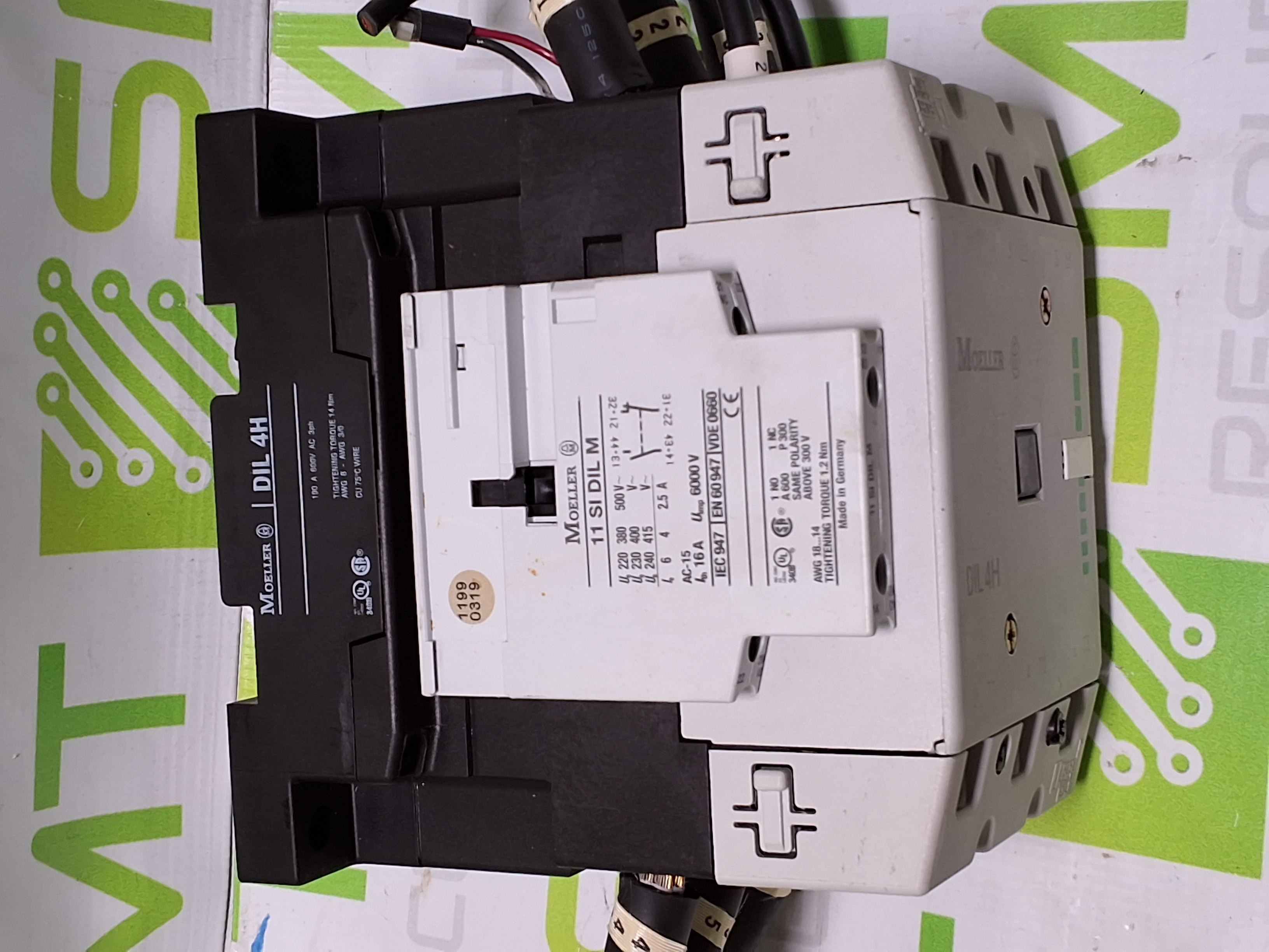 Used MOELLER DIL 4H CONTACTOR