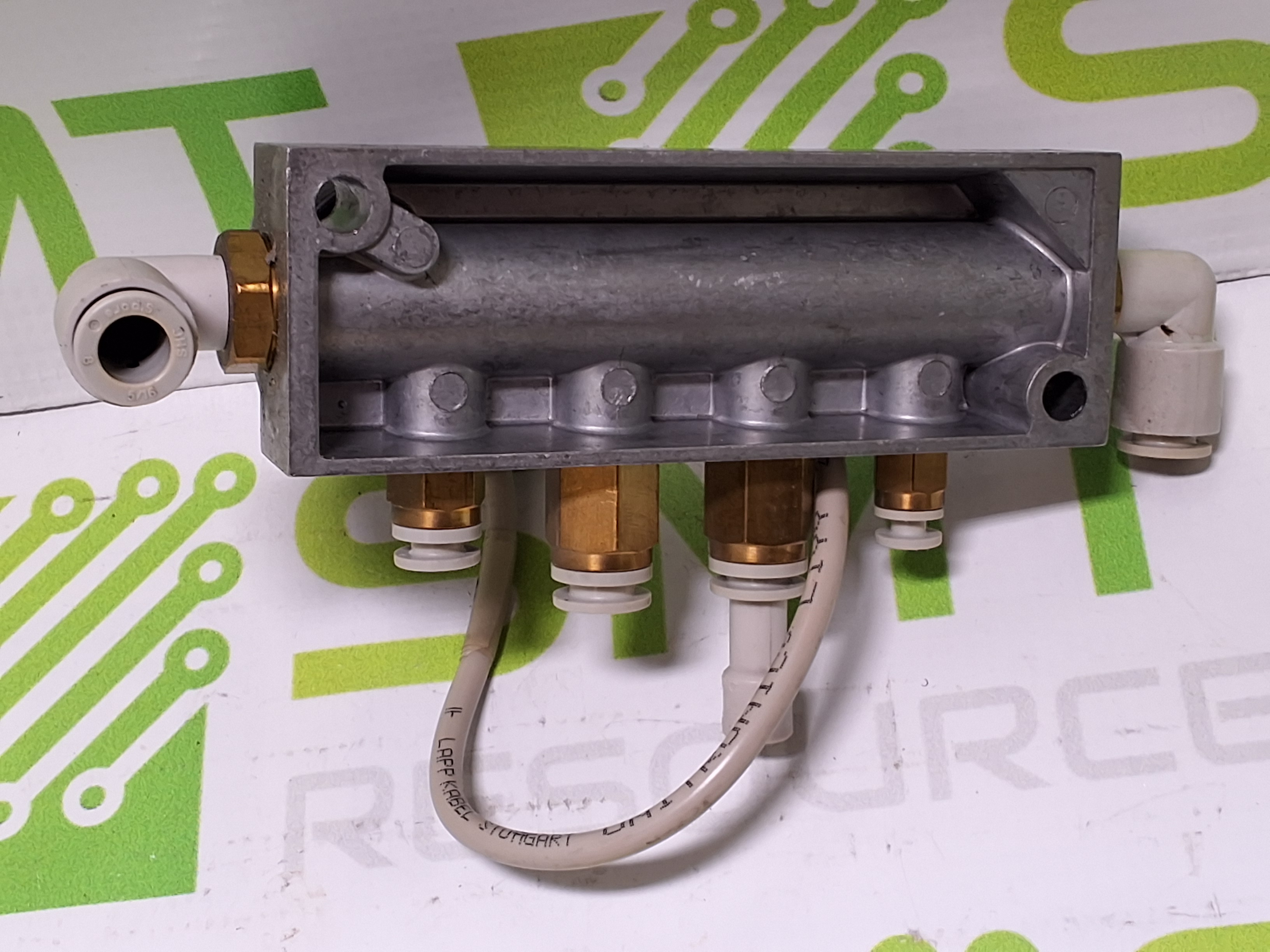 Used FESTO FR-8-1/8 DISTRIBUTION MANIFOLD BLOCK 4 PORT