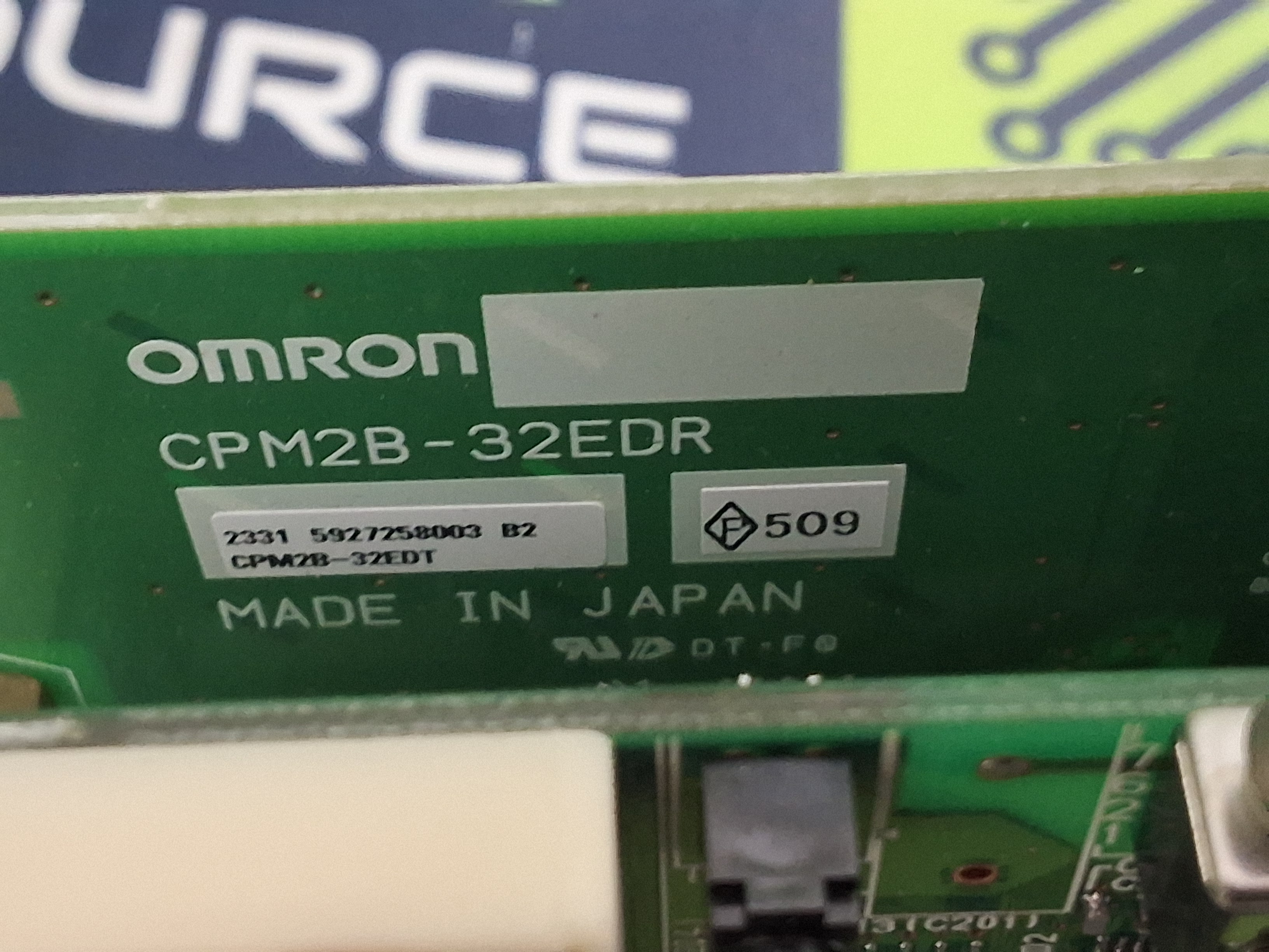 Used OMRON CPM2B-32CDR WITH OMRON CPM2B-32EDR CONTROLLER ASSEMBLY BOARD