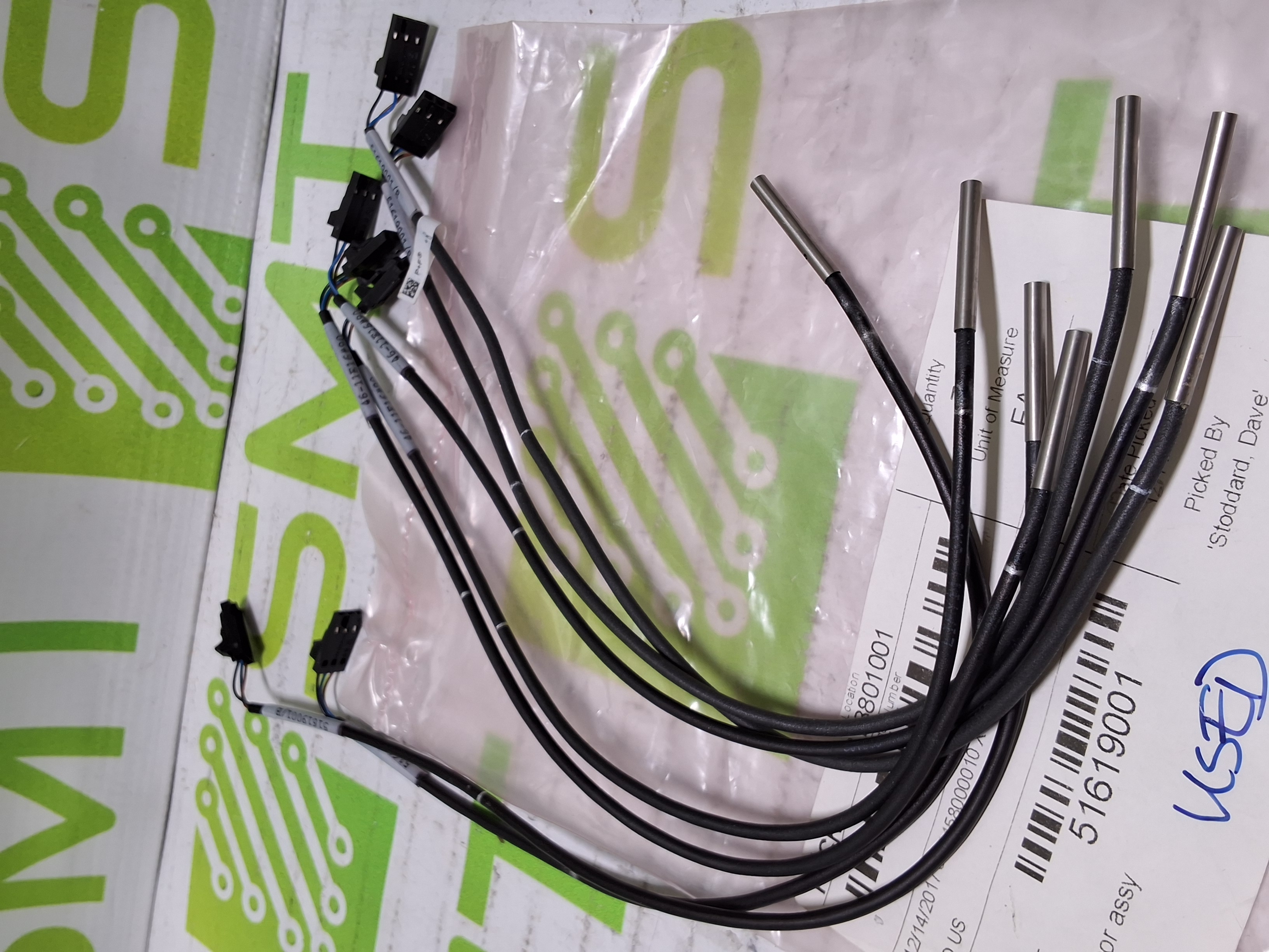 Used UNIVERSAL INSTRUMENTS PROXIMITY SENSOR 51619001/B 